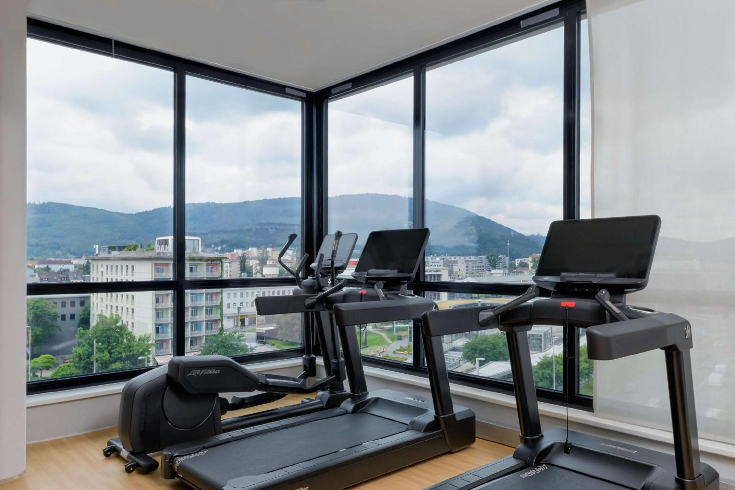 Fitness centre/facilities in Radisson Hotel Graz