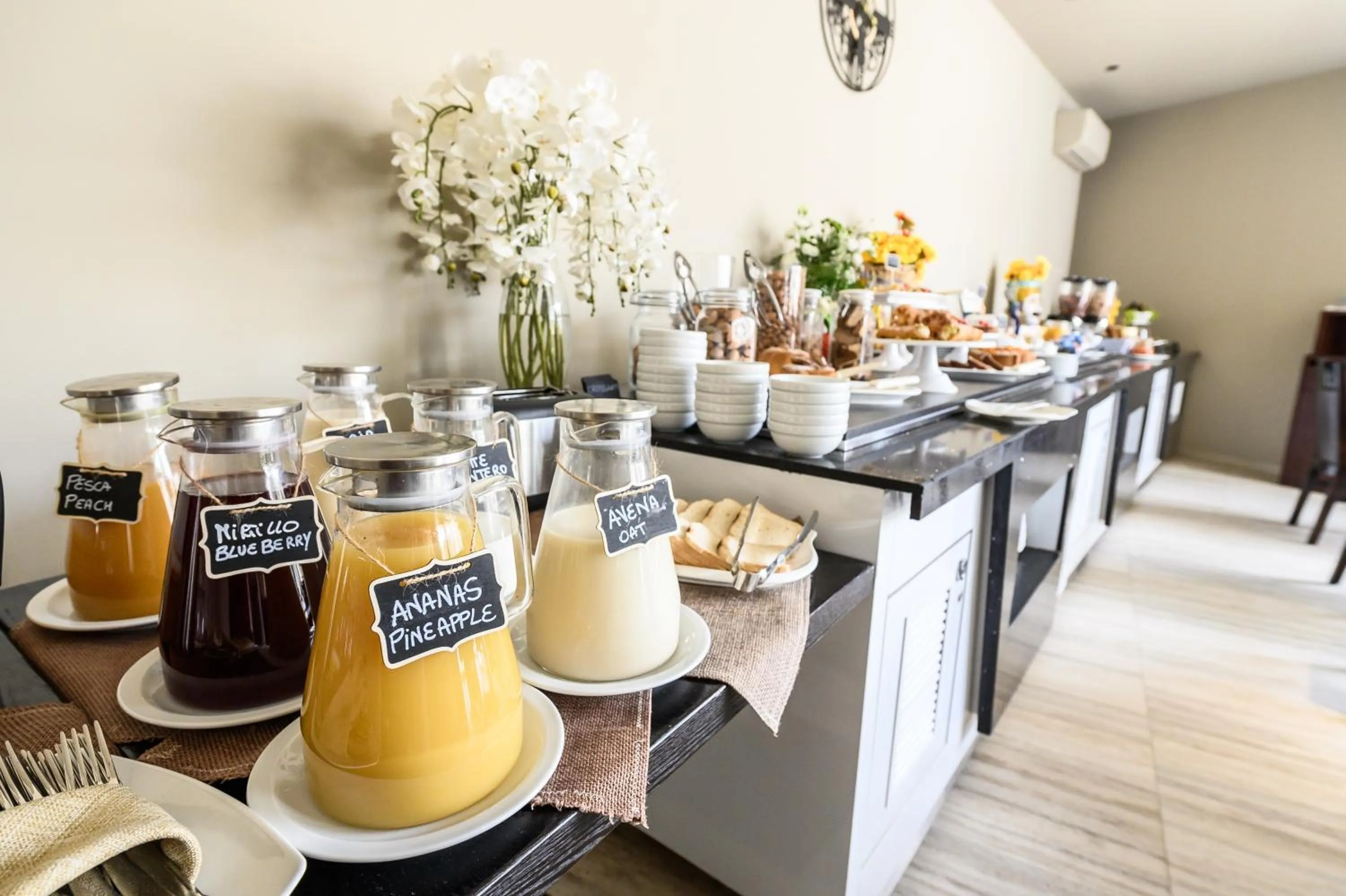 Breakfast in Baitan Hotel