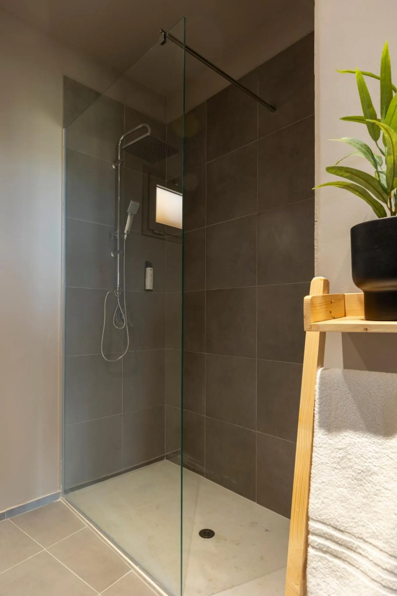 Bathroom in Baitan Hotel