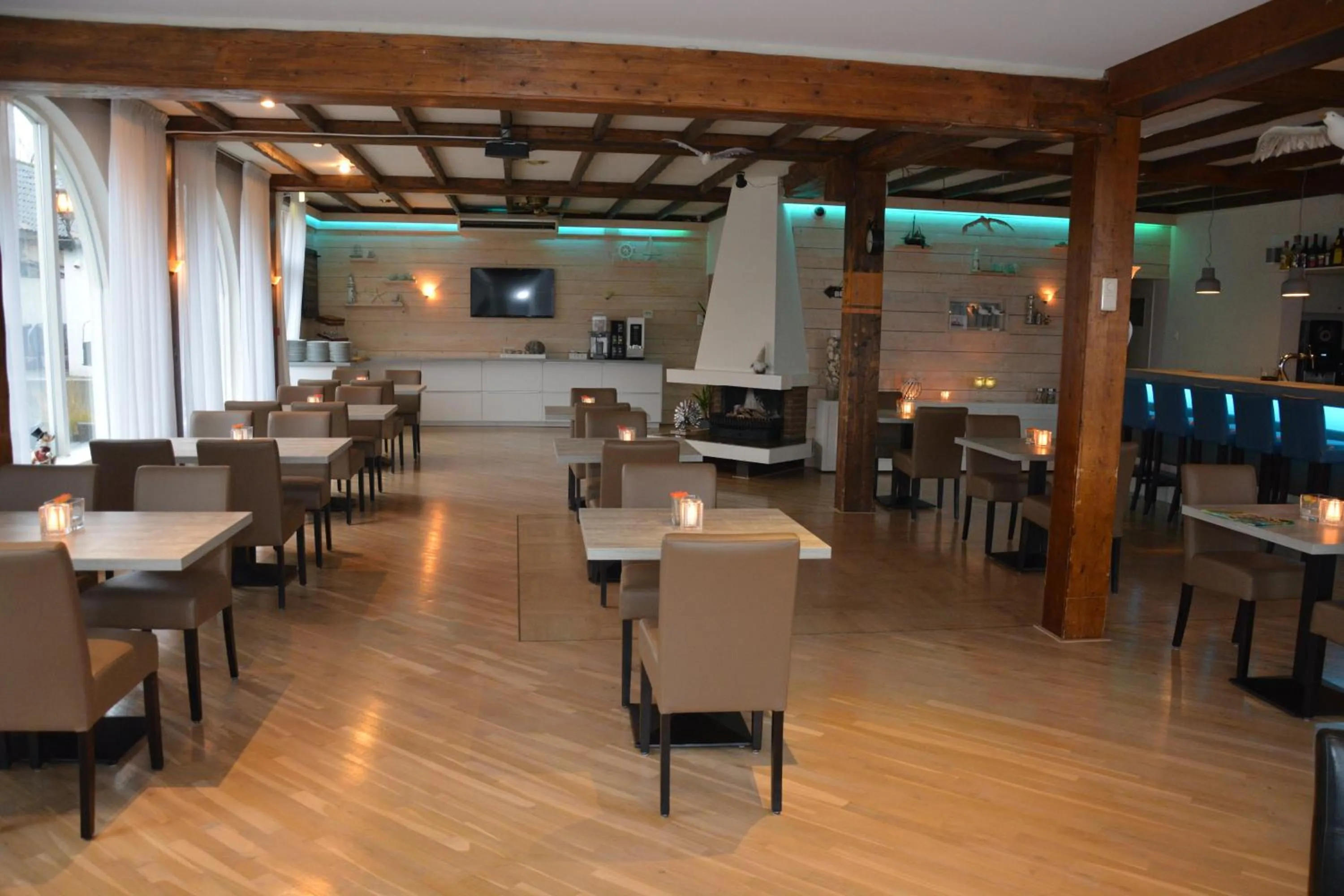 Restaurant/places to eat in SEA YOU Hotel Noordwijk