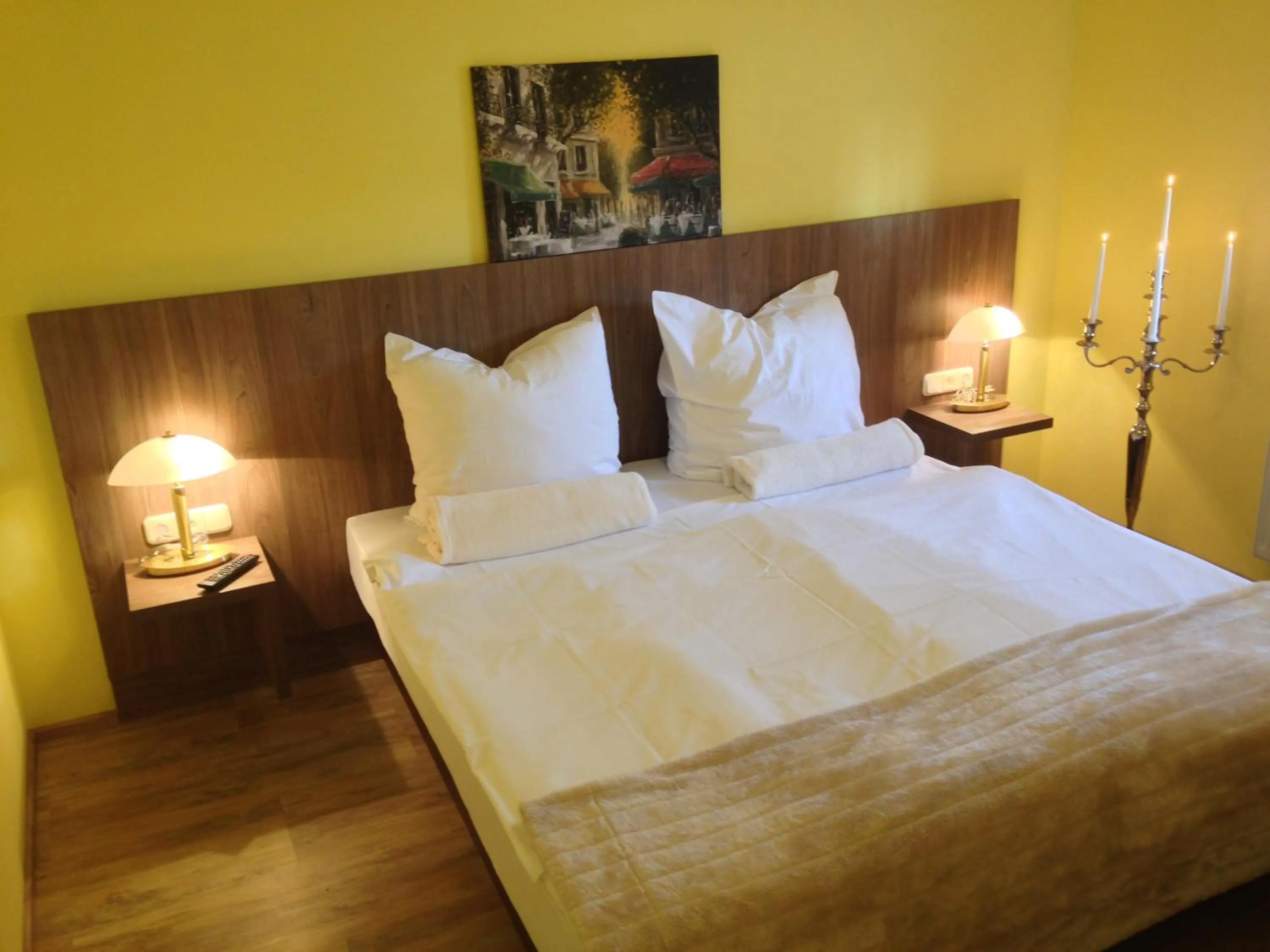 Bed in Hotel Zum Berggarten