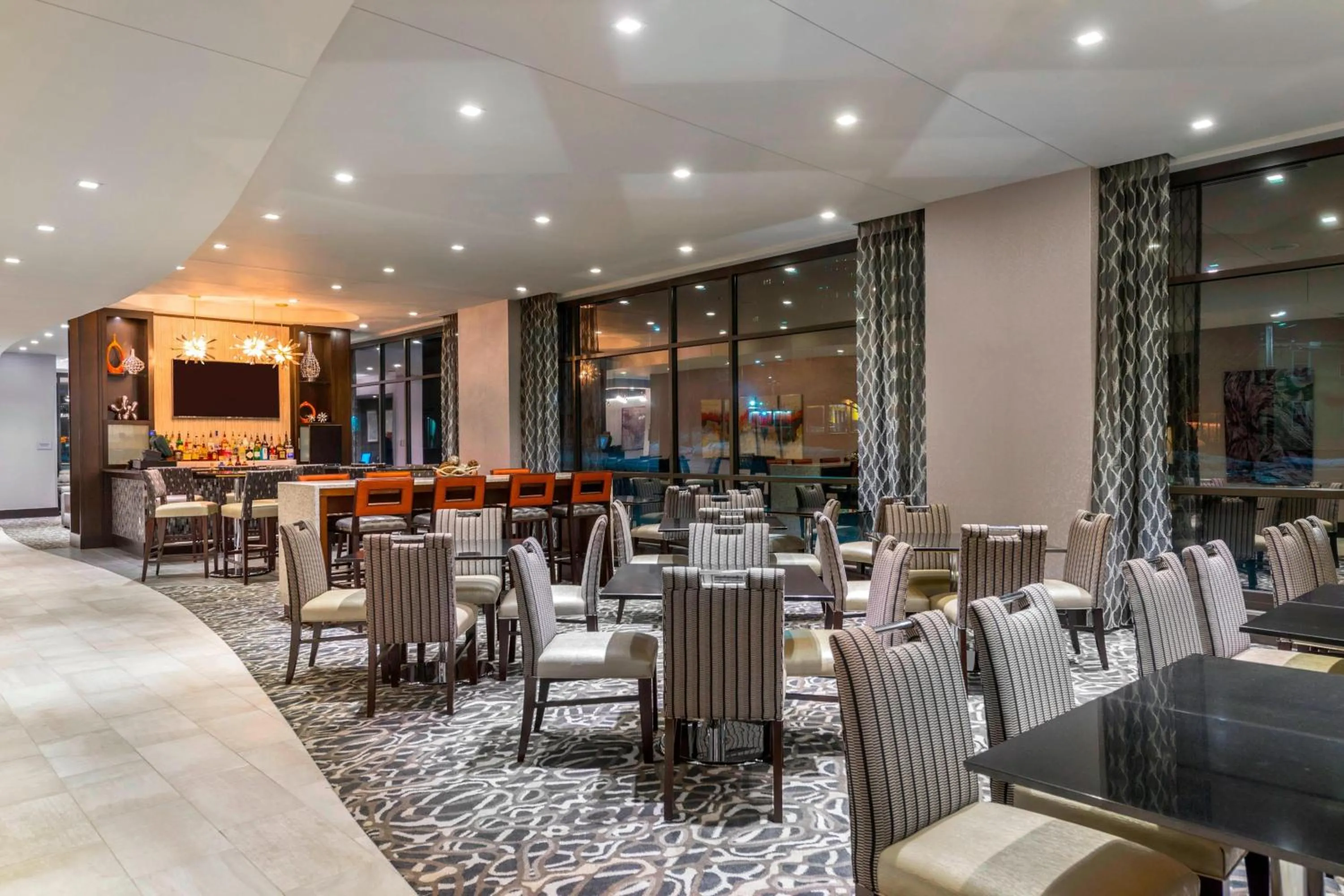 Restaurant/places to eat in Fairfield Inn & Suites by Marriott Boston Cambridge