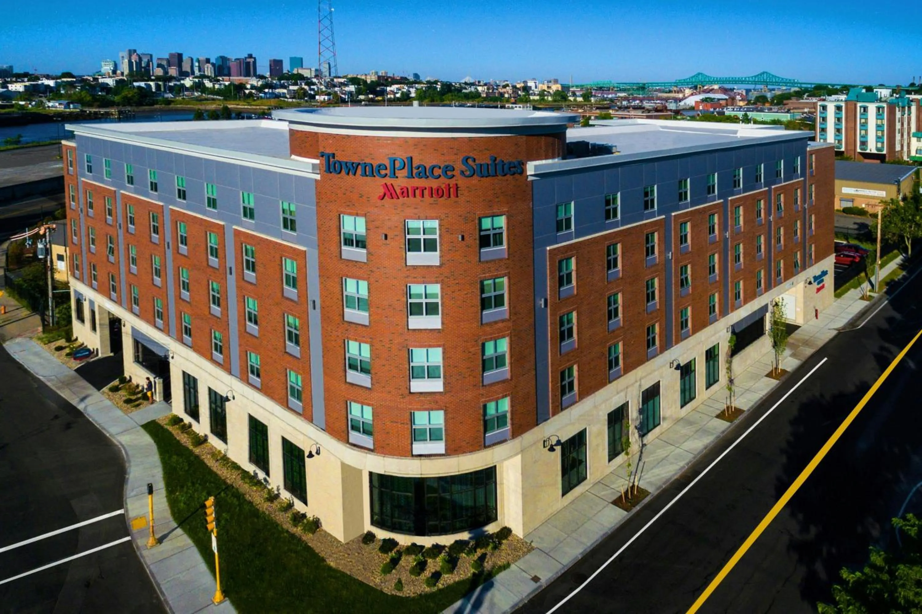 Property building in TownePlace Suites by Marriott Boston Logan Airport/Chelsea