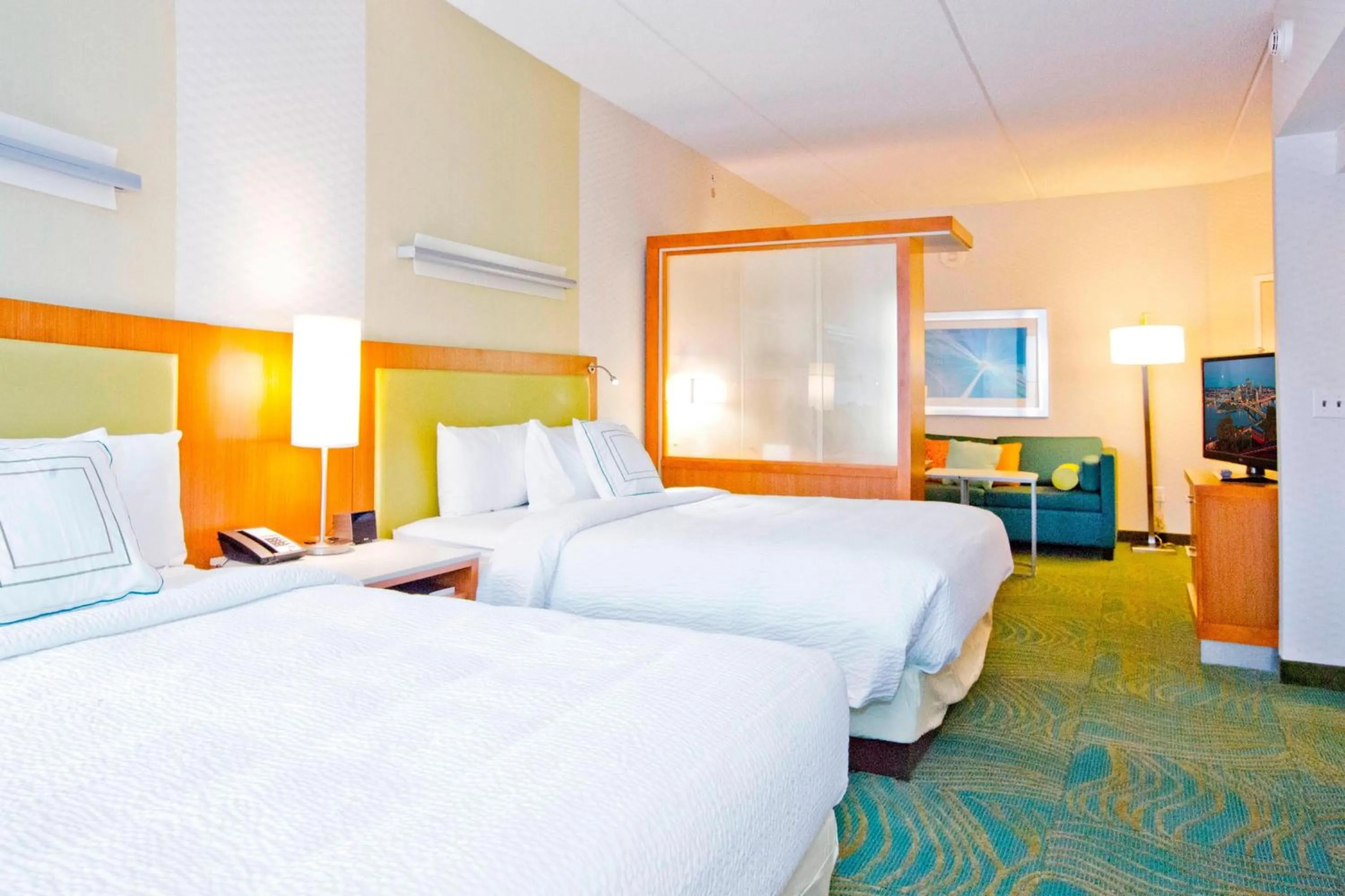 Photo of the whole room, Bed in SpringHill Suites by Marriott Pittsburgh Mt. Lebanon