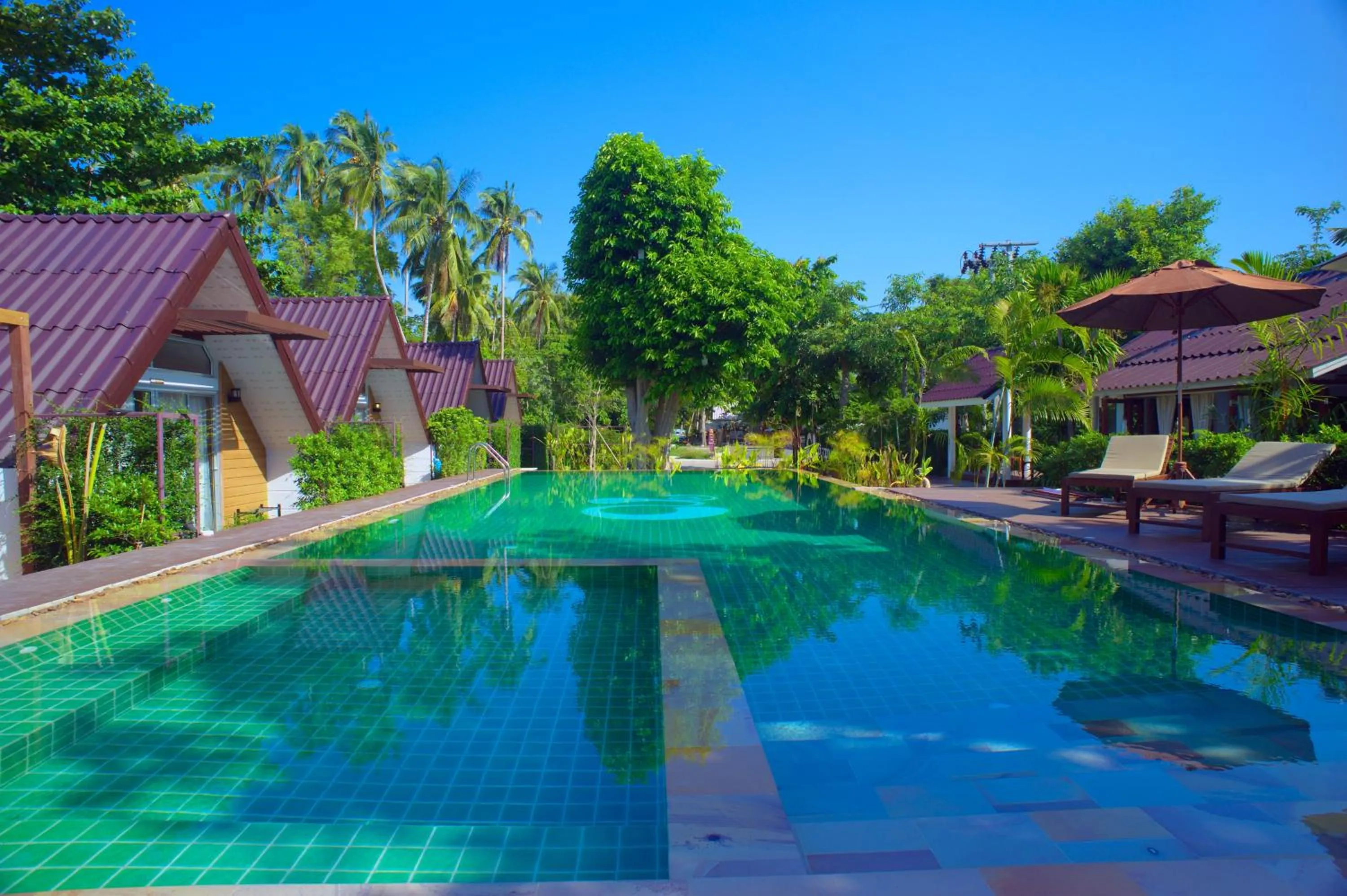 Swimming pool in At Samui Haus
