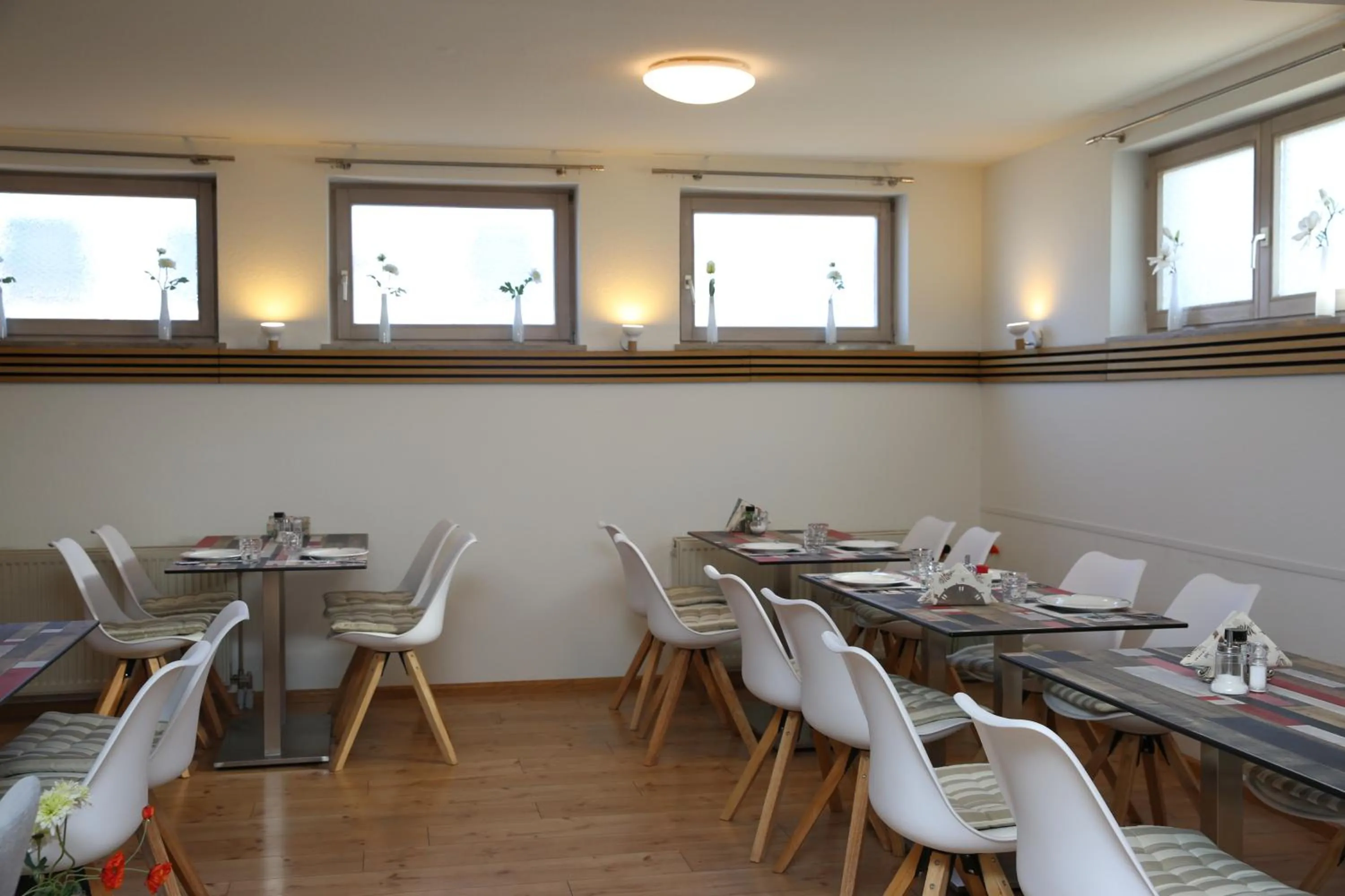 Restaurant/places to eat in Hotel Garni Alte Post