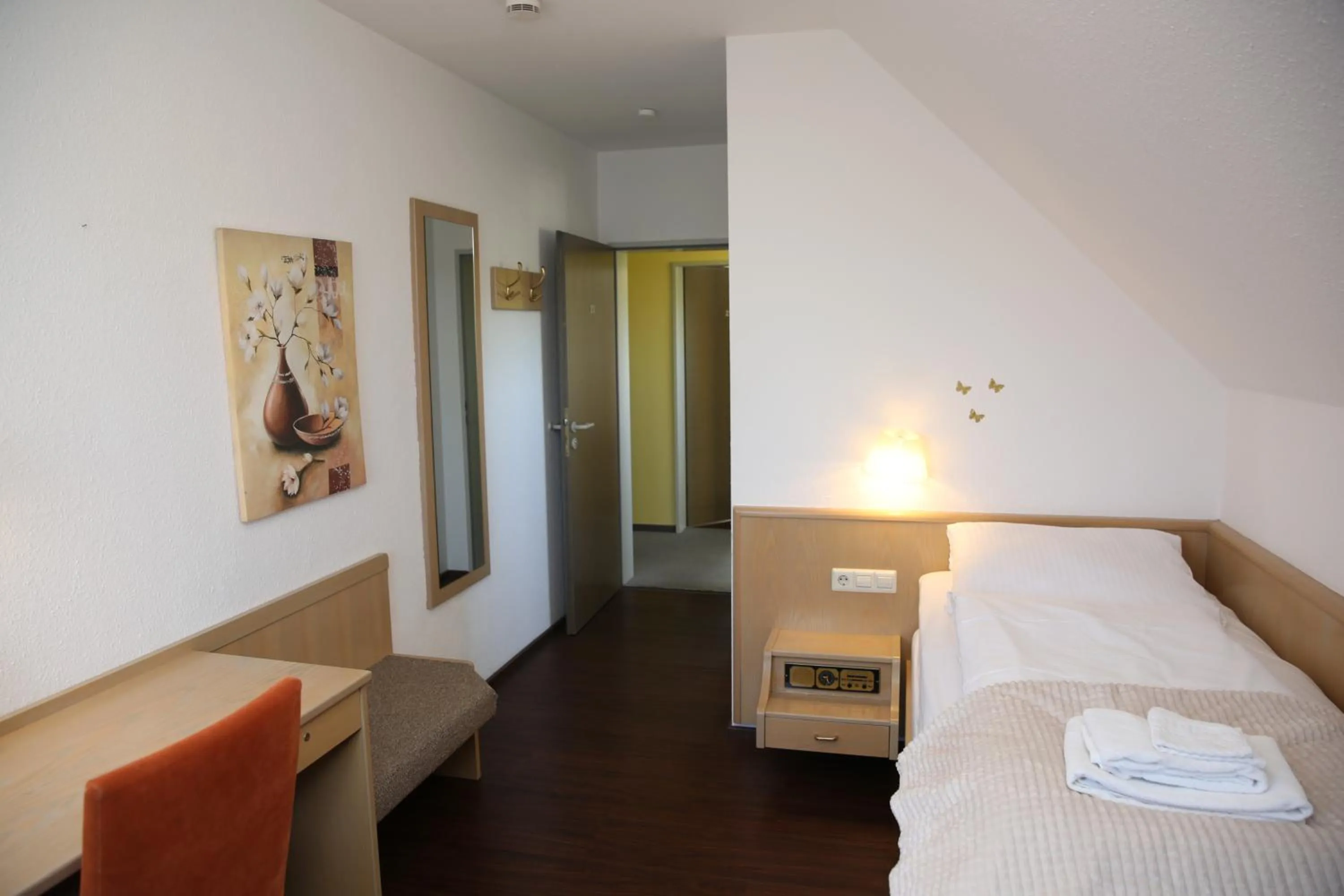 Bed in Hotel Garni Alte Post