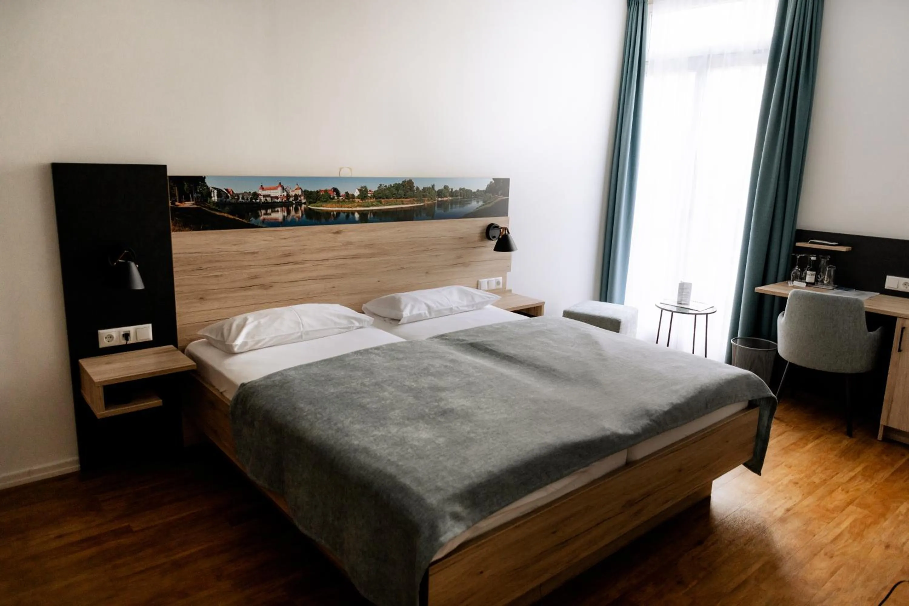 Bed in Hotel am Fluss