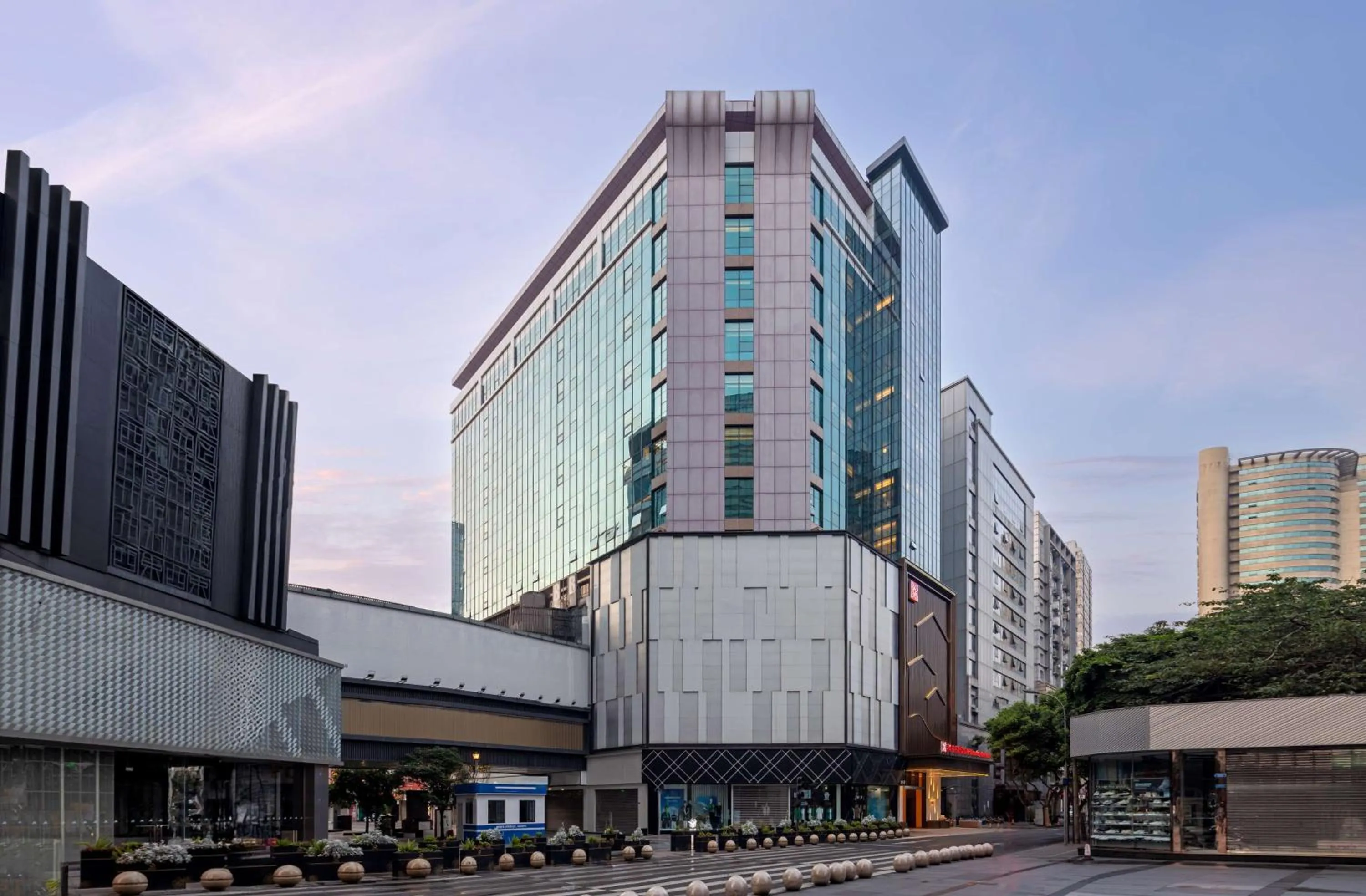 Property building in Hilton Garden Inn Chengdu Chunxi Road Center