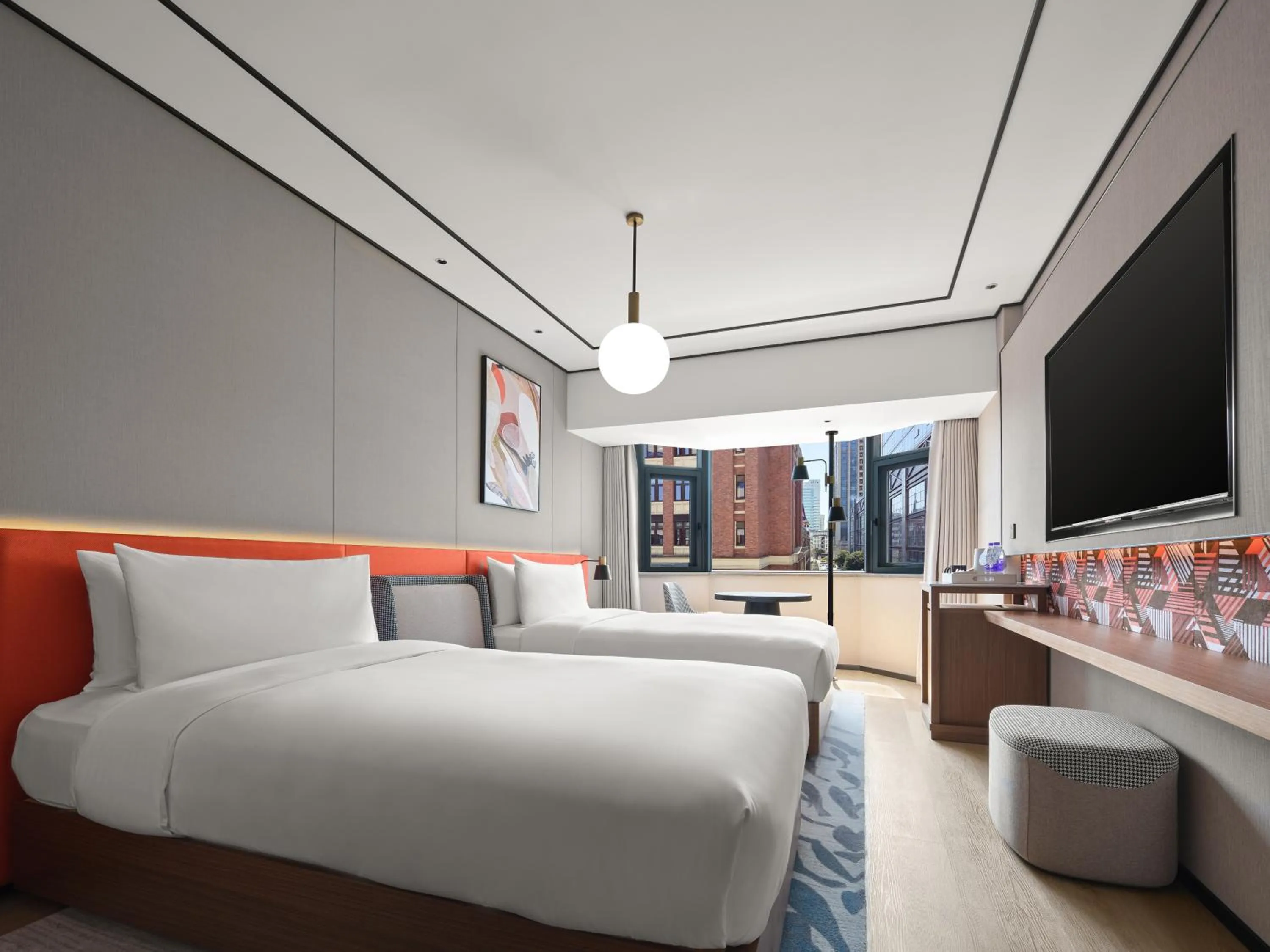 Photo of the whole room, Bed in Hilton Garden Inn Hangzhou West Lake