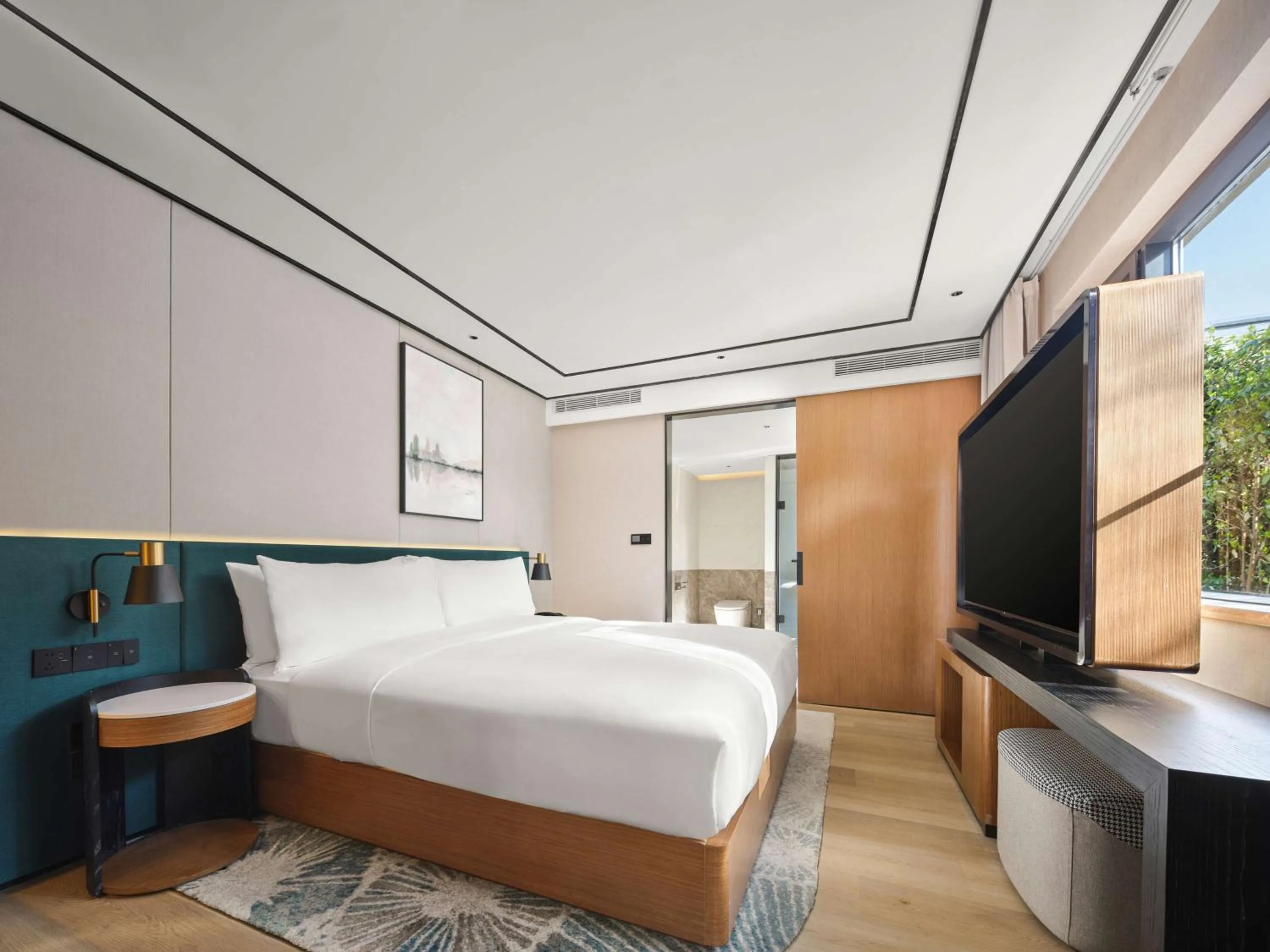 Bed in Hilton Garden Inn Hangzhou West Lake