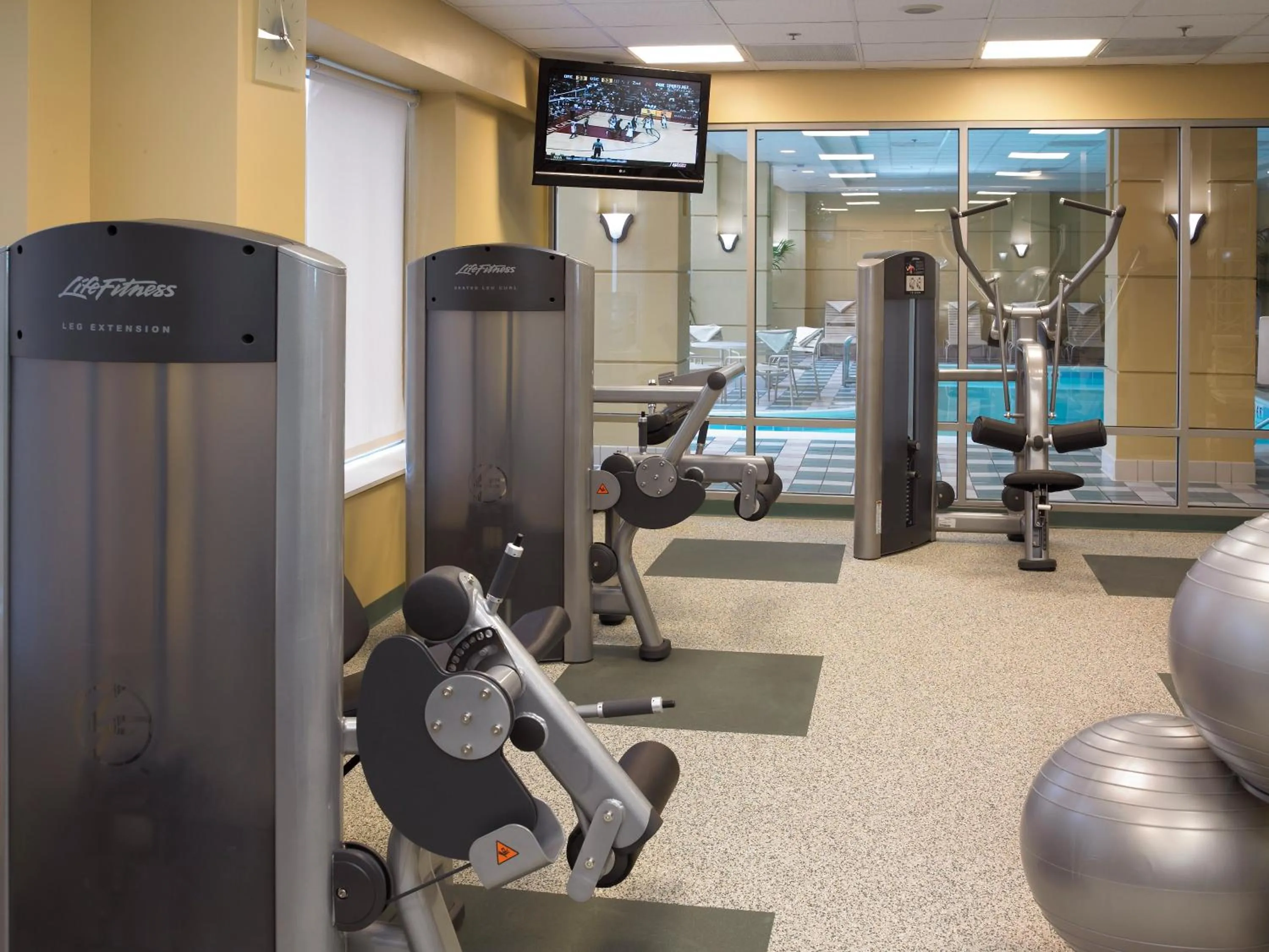 Fitness centre/facilities in Homewood Suites By Hilton Downers Grove Chicago, Il