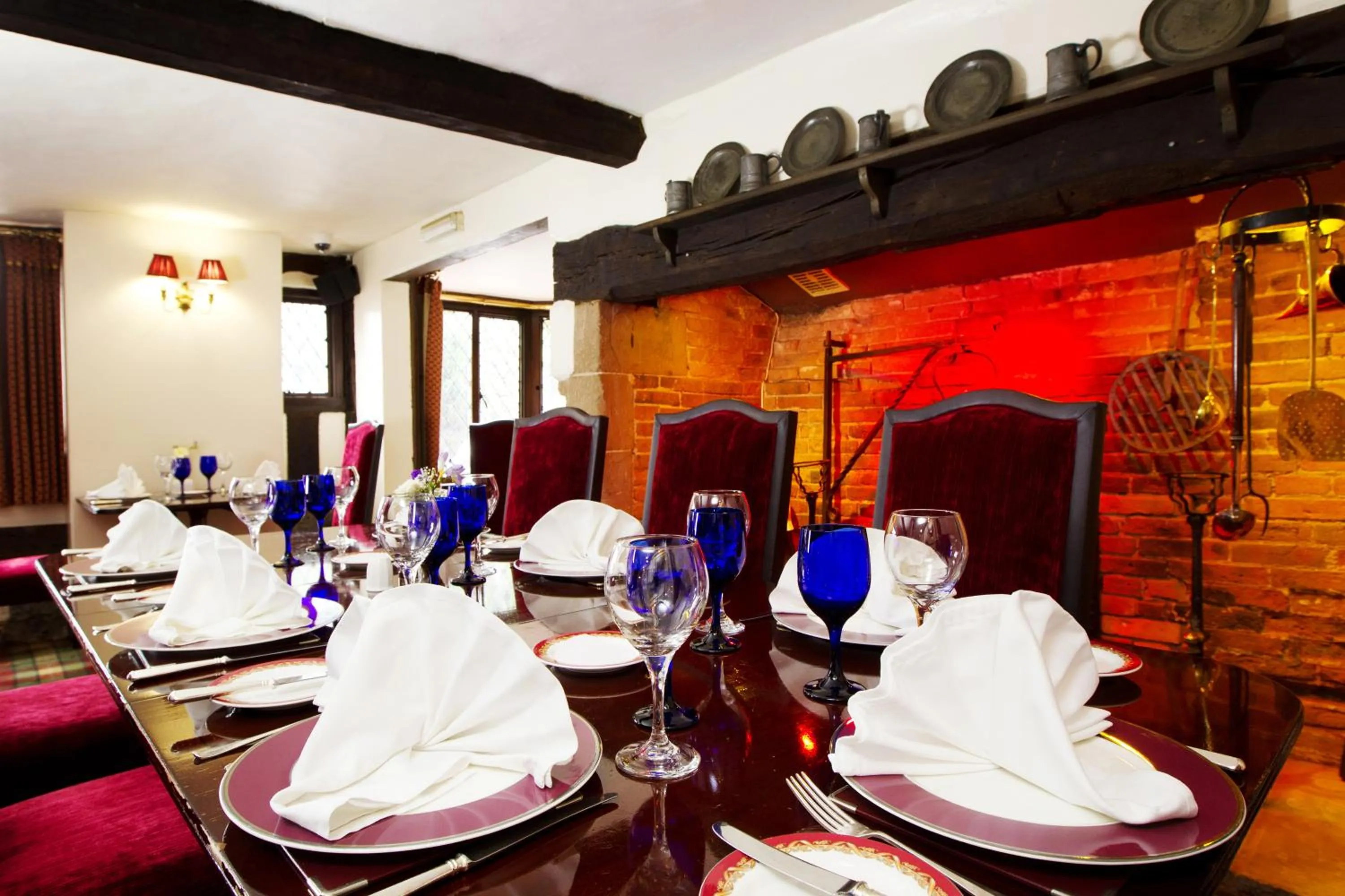 Restaurant/places to eat in Nailcote Hall