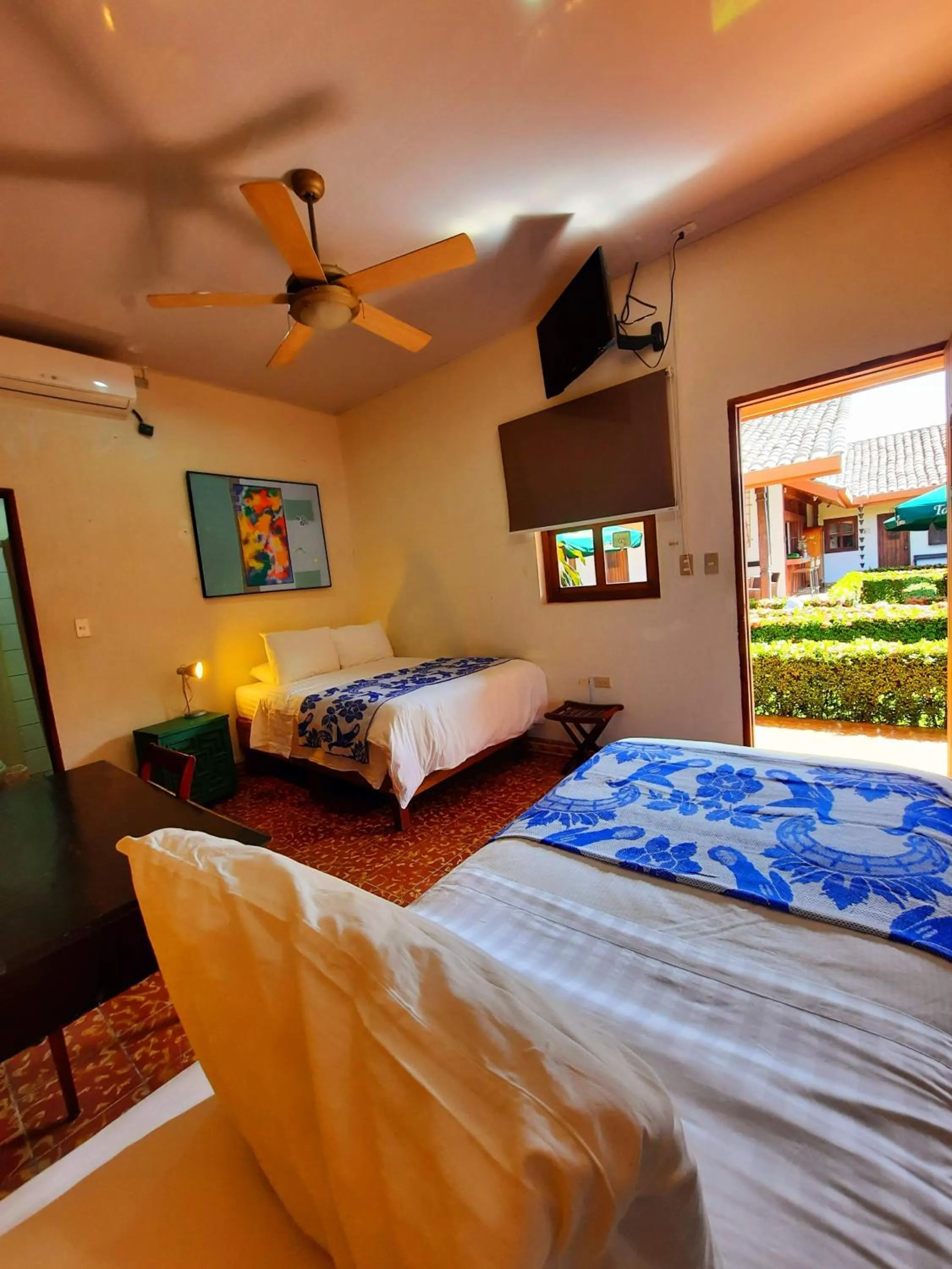 Photo of the whole room, Bed in Hotel La Posada del Doctor