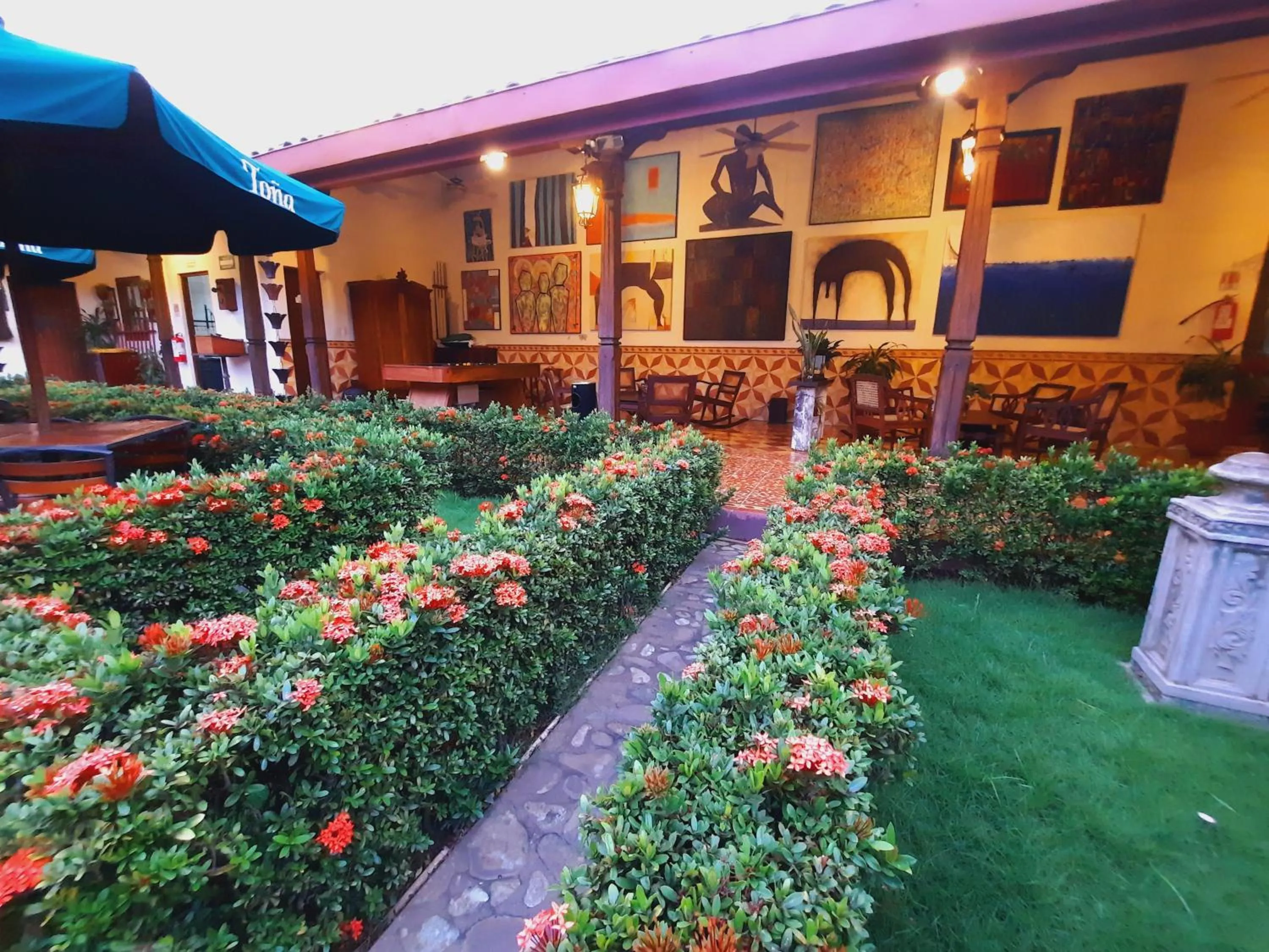 Property building in Hotel La Posada del Doctor