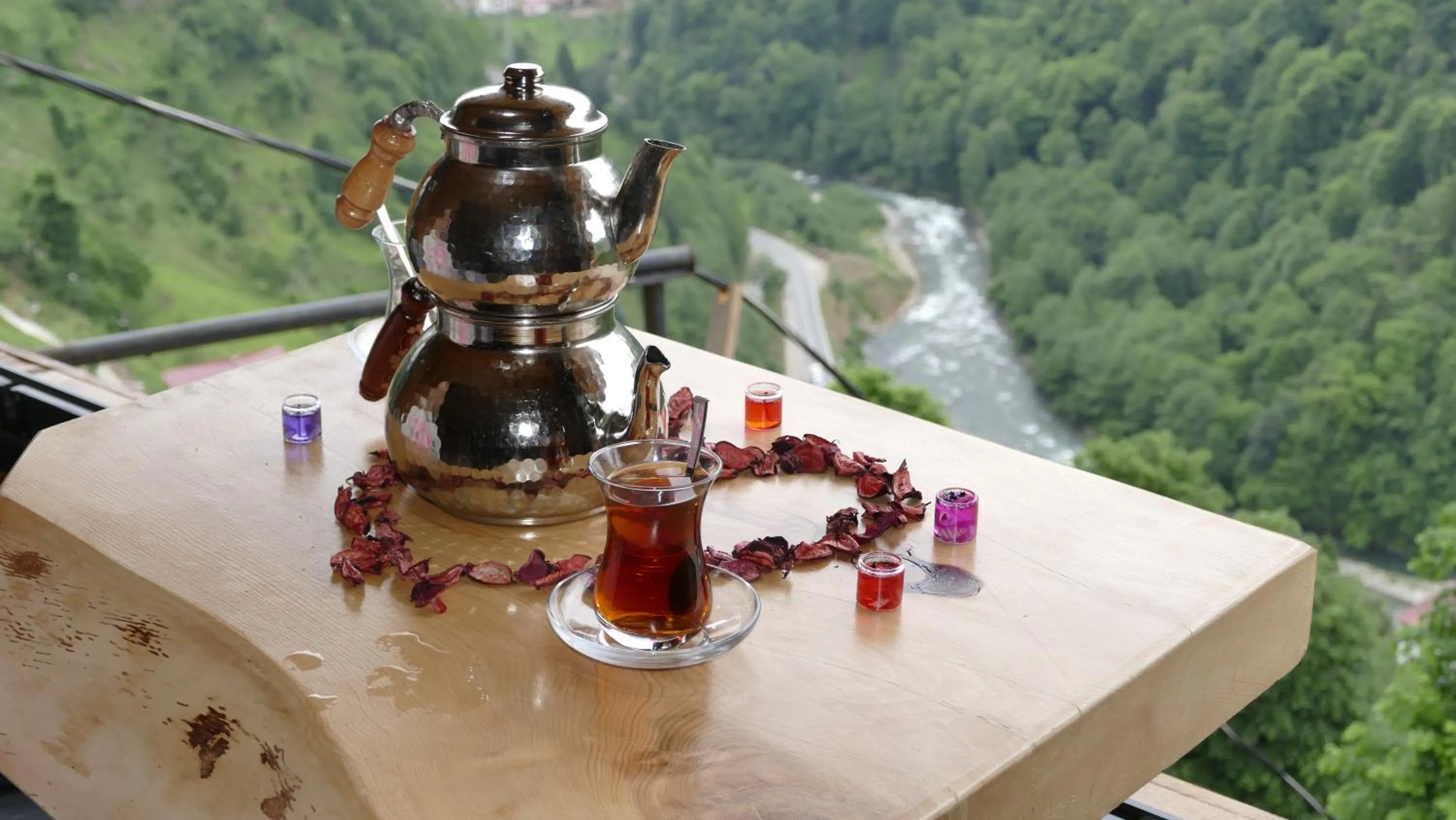 Natural landscape in Kinya Bungalov Hotel