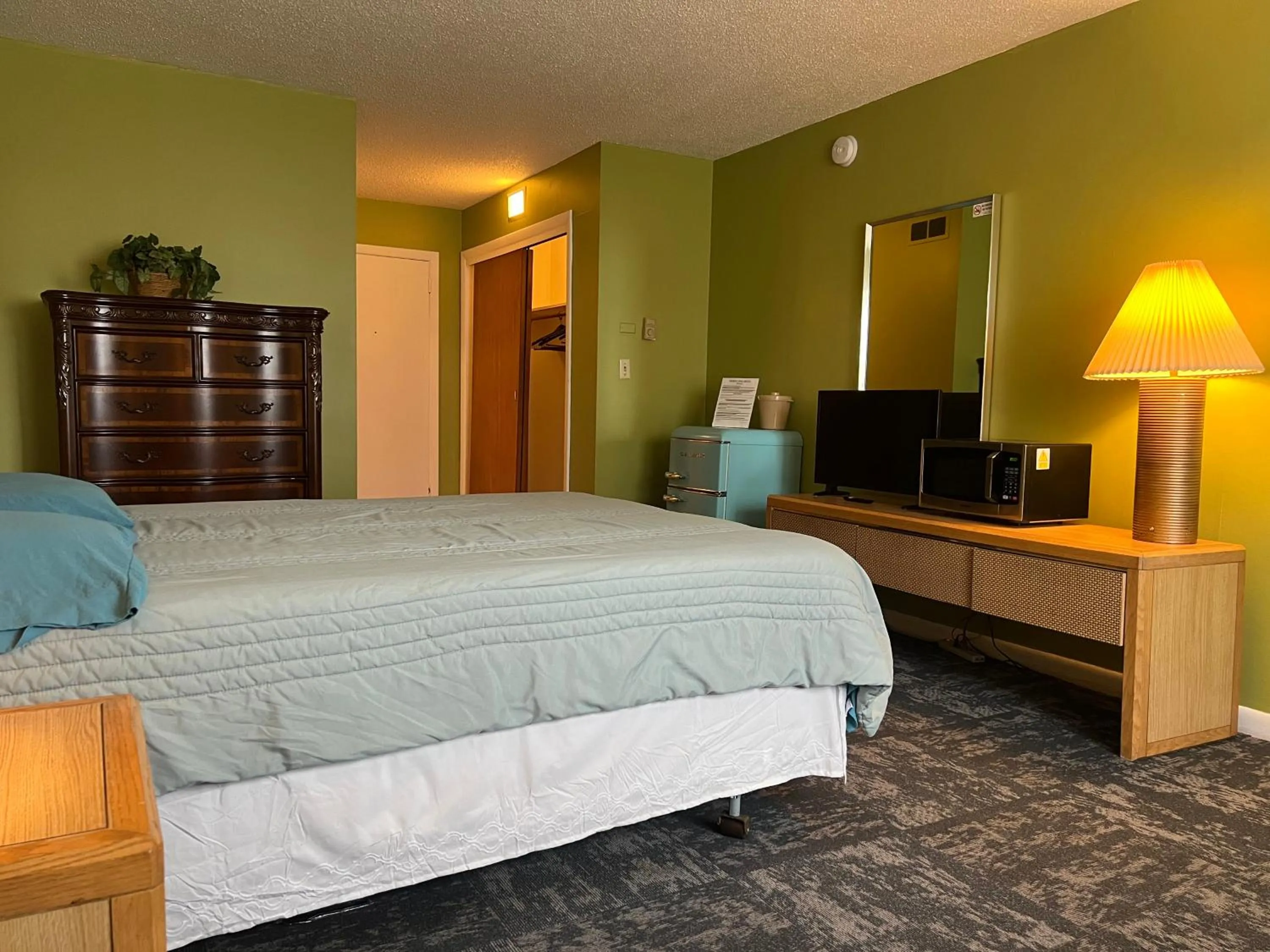 Bed in Grand Lake Hotel