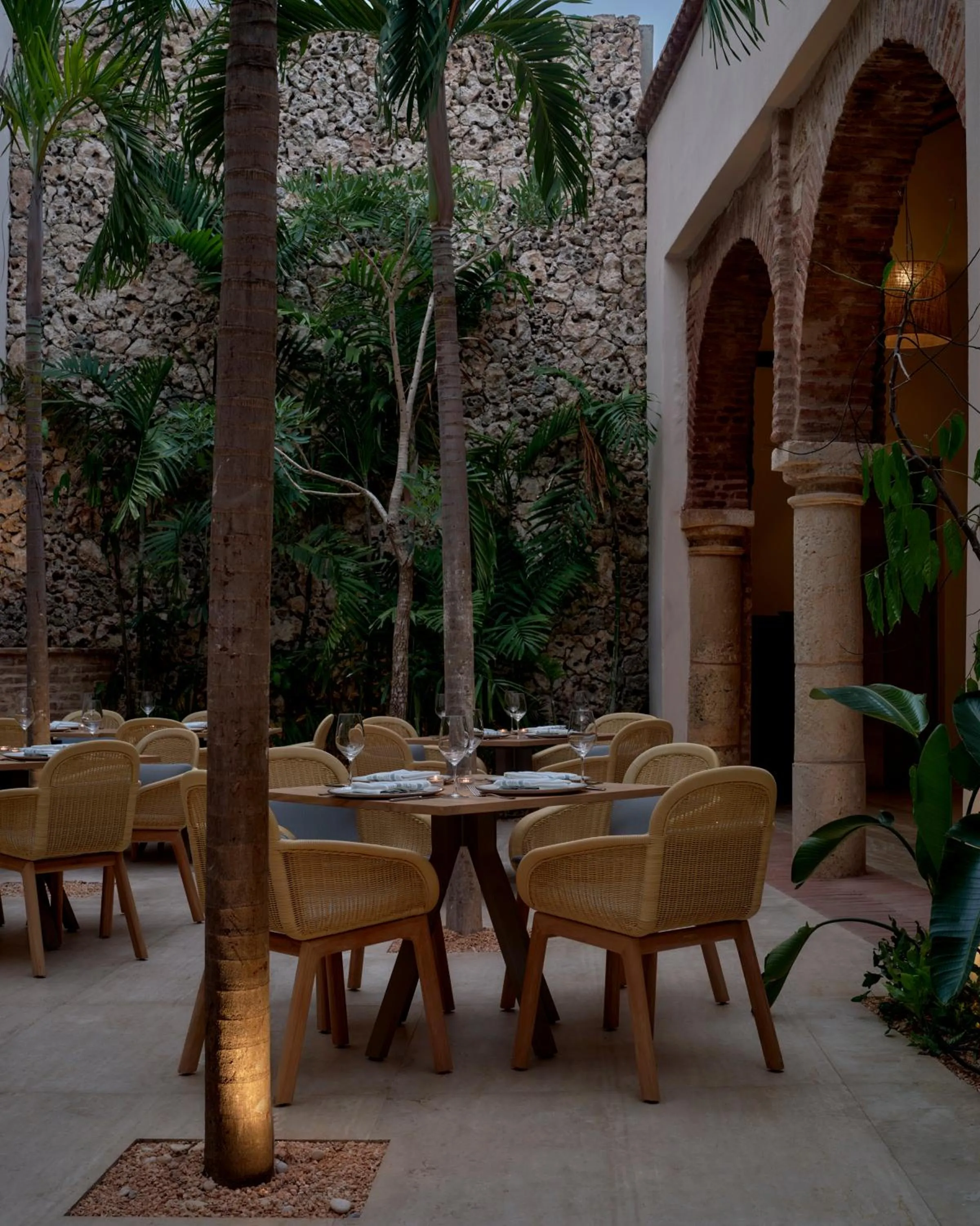 Restaurant/places to eat in Kimpton Las Mercedes by IHG