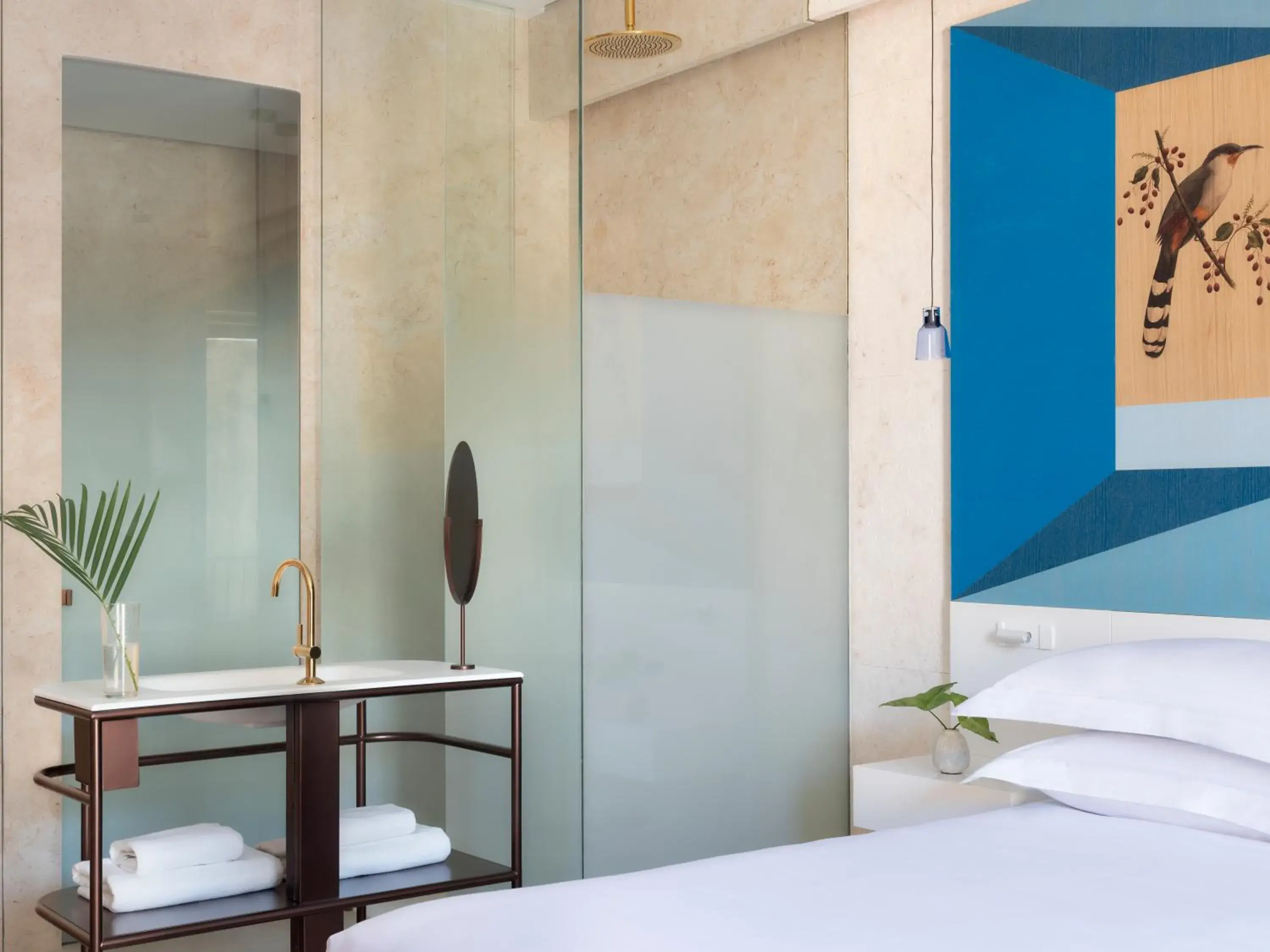 Essential King Room in Kimpton Las Mercedes by IHG Essential King Room in Kimpton Las Mercedes by IHG