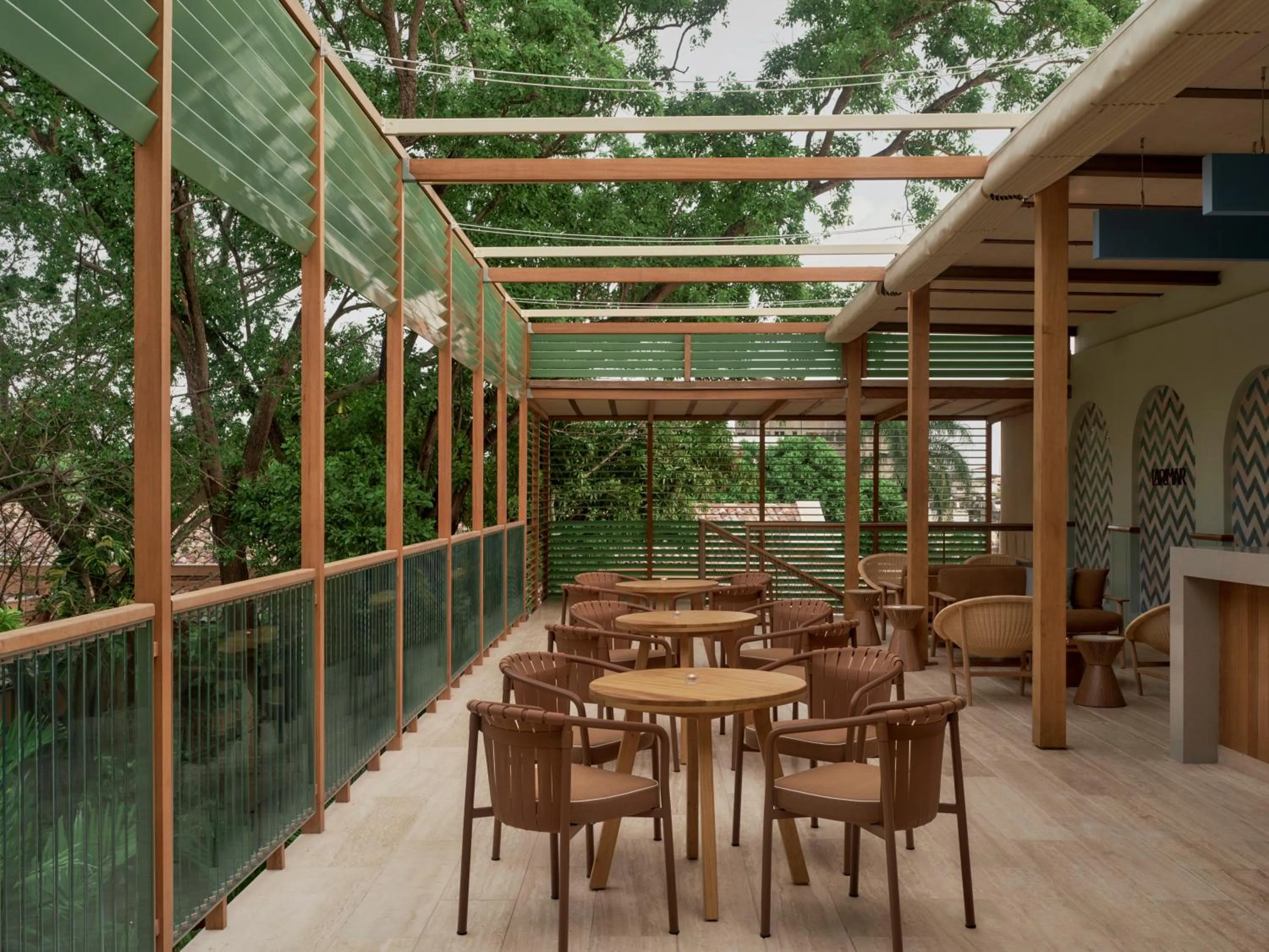 Restaurant/places to eat in Kimpton Las Mercedes by IHG