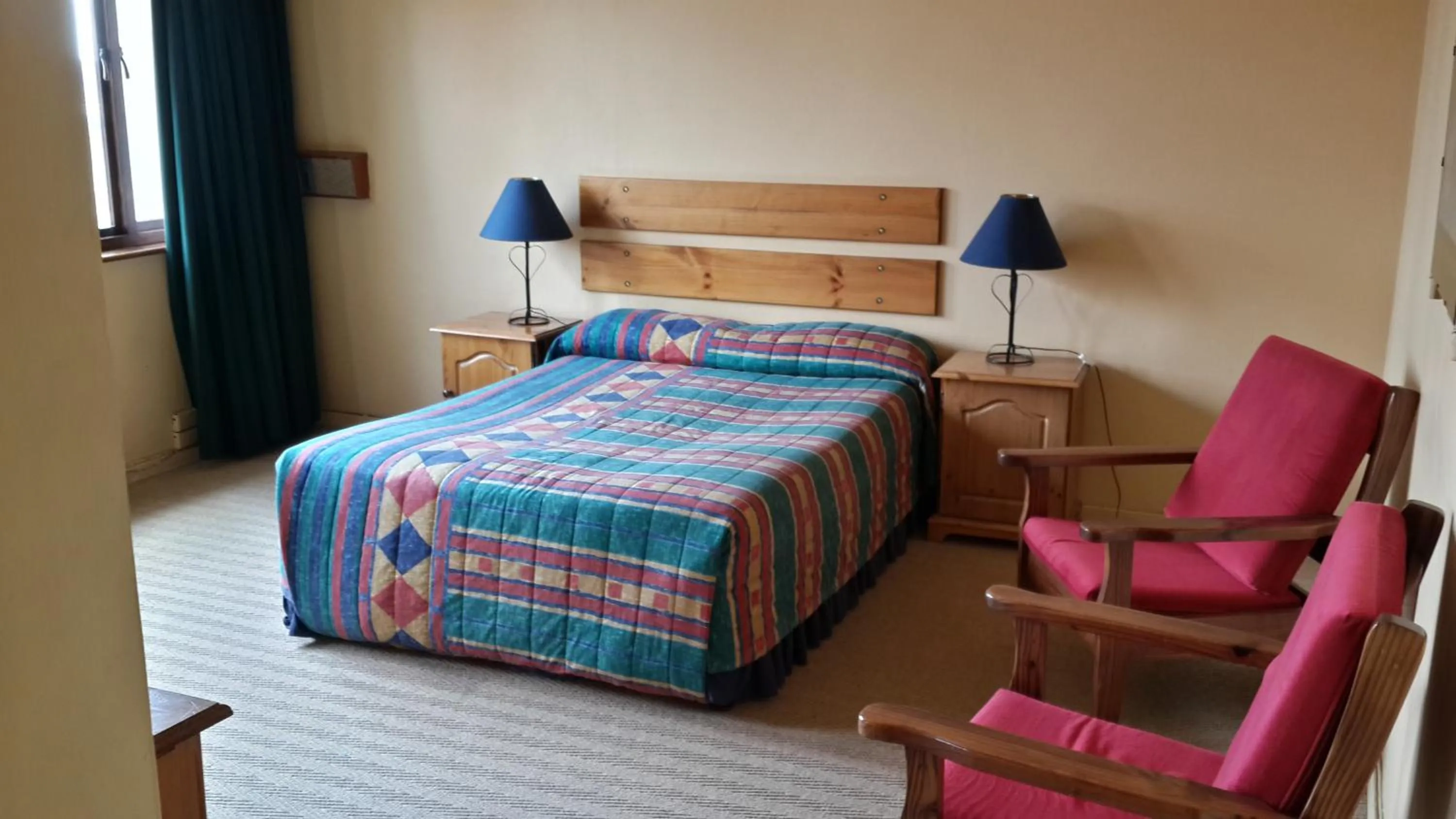 Standard Double Room in Victoria Hotel