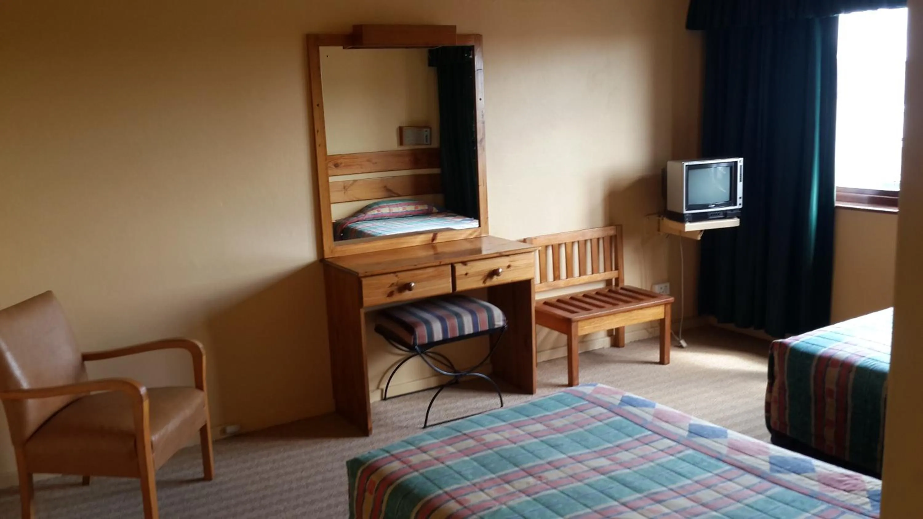 Standard Twin Room in Victoria Hotel