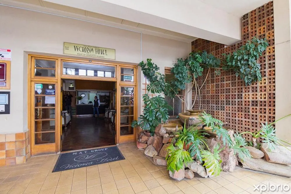 Facade/entrance in Victoria Hotel