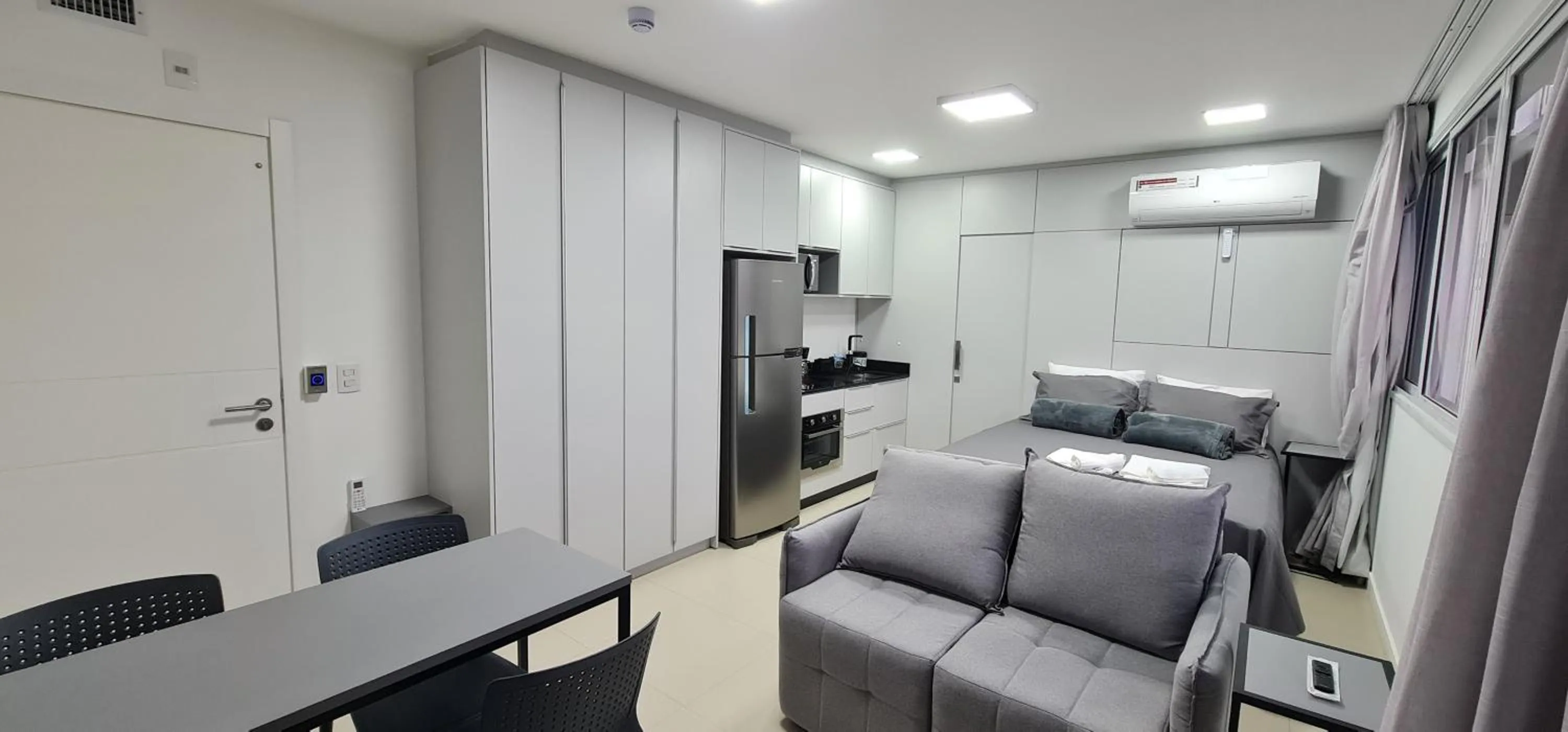 Photo of the whole room in AZZA Smart Stay