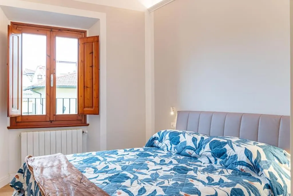 Bed in Florence Oltrarno Relax