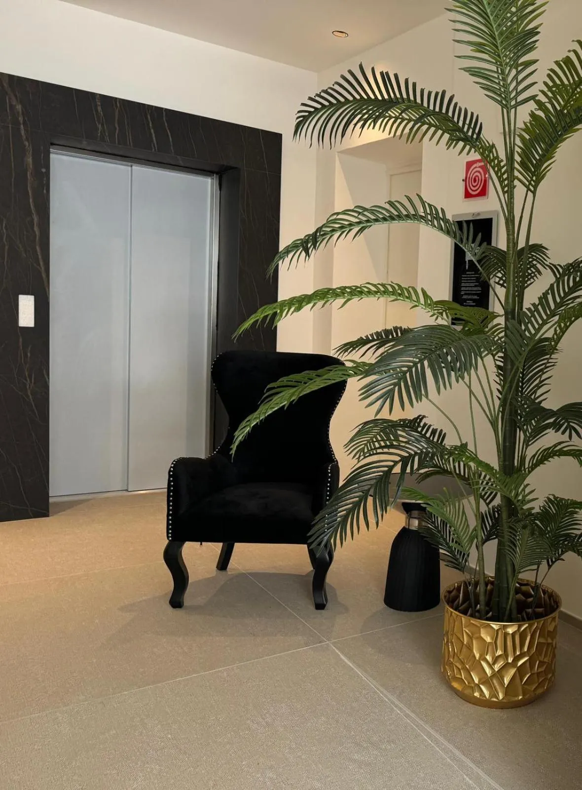 elevator in PRIMO OSTUNI HOTEL