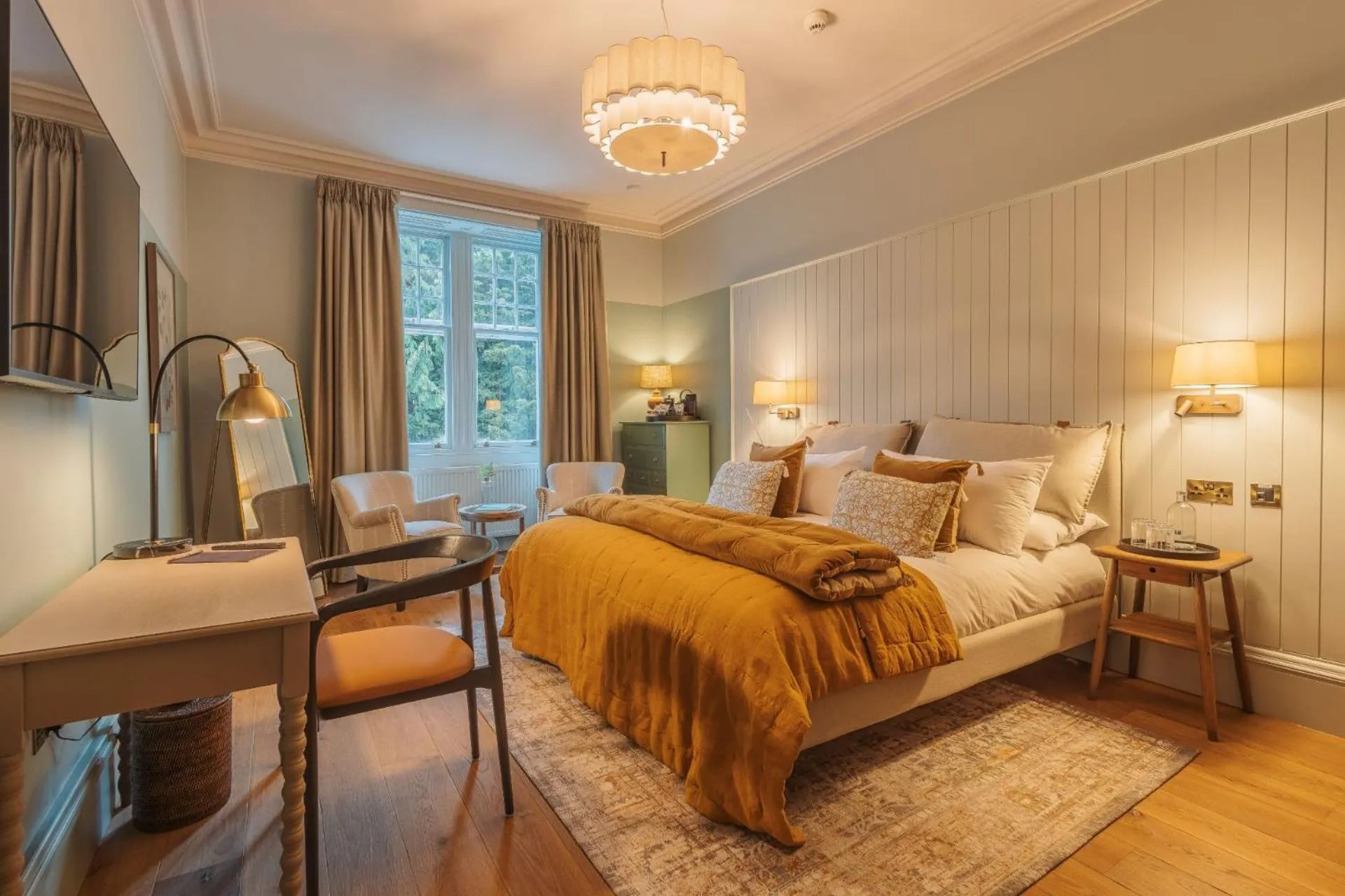 Bed in Pine Trees Hotel Pitlochry