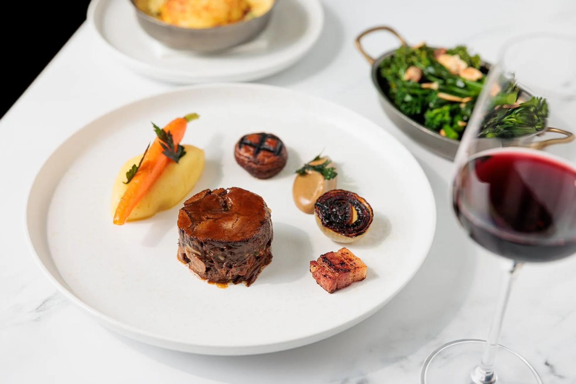 Restaurant/places to eat in Pine Trees Hotel Pitlochry