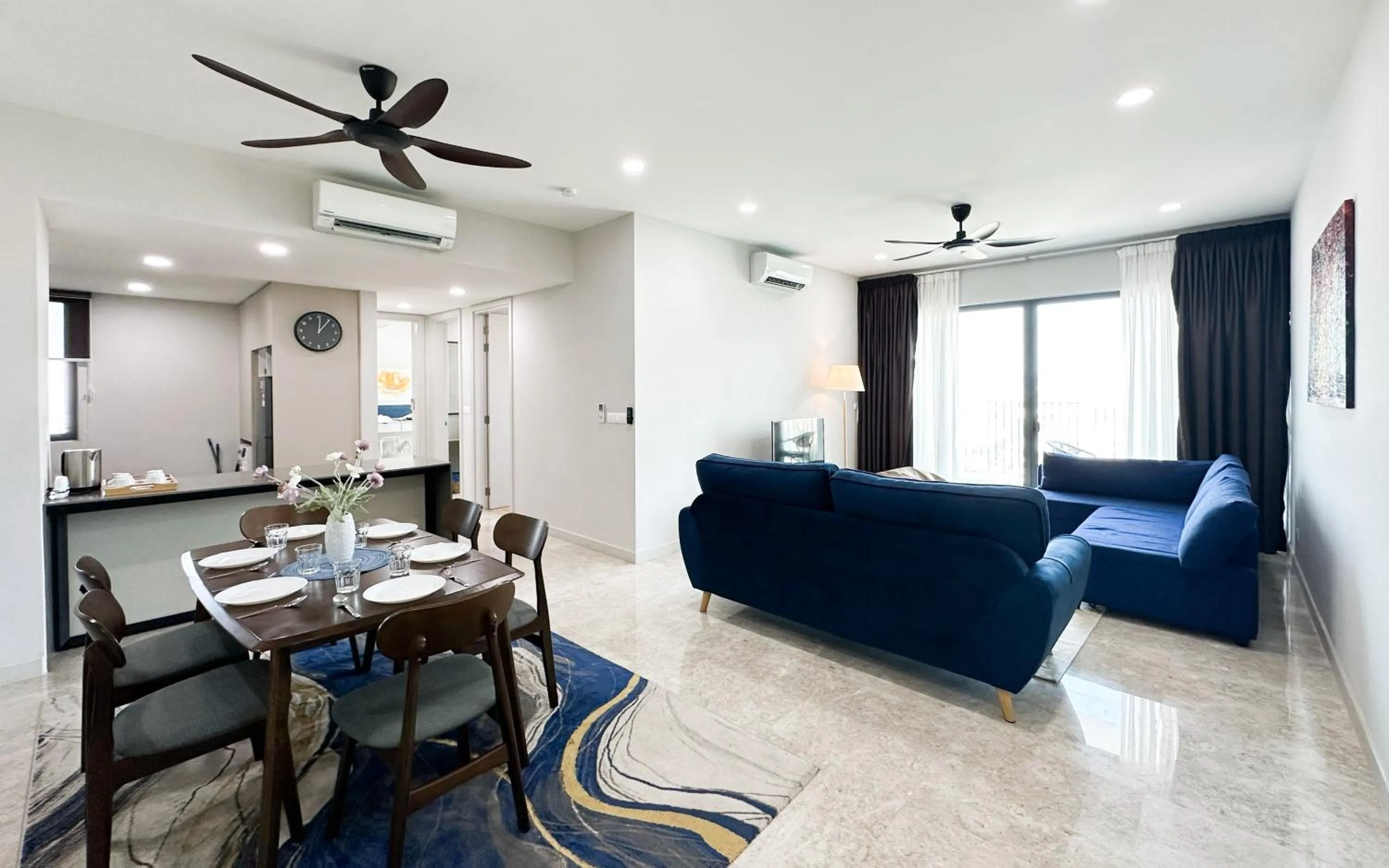 Kitchen or kitchenette in Datum Jelatek Residence by Airhost