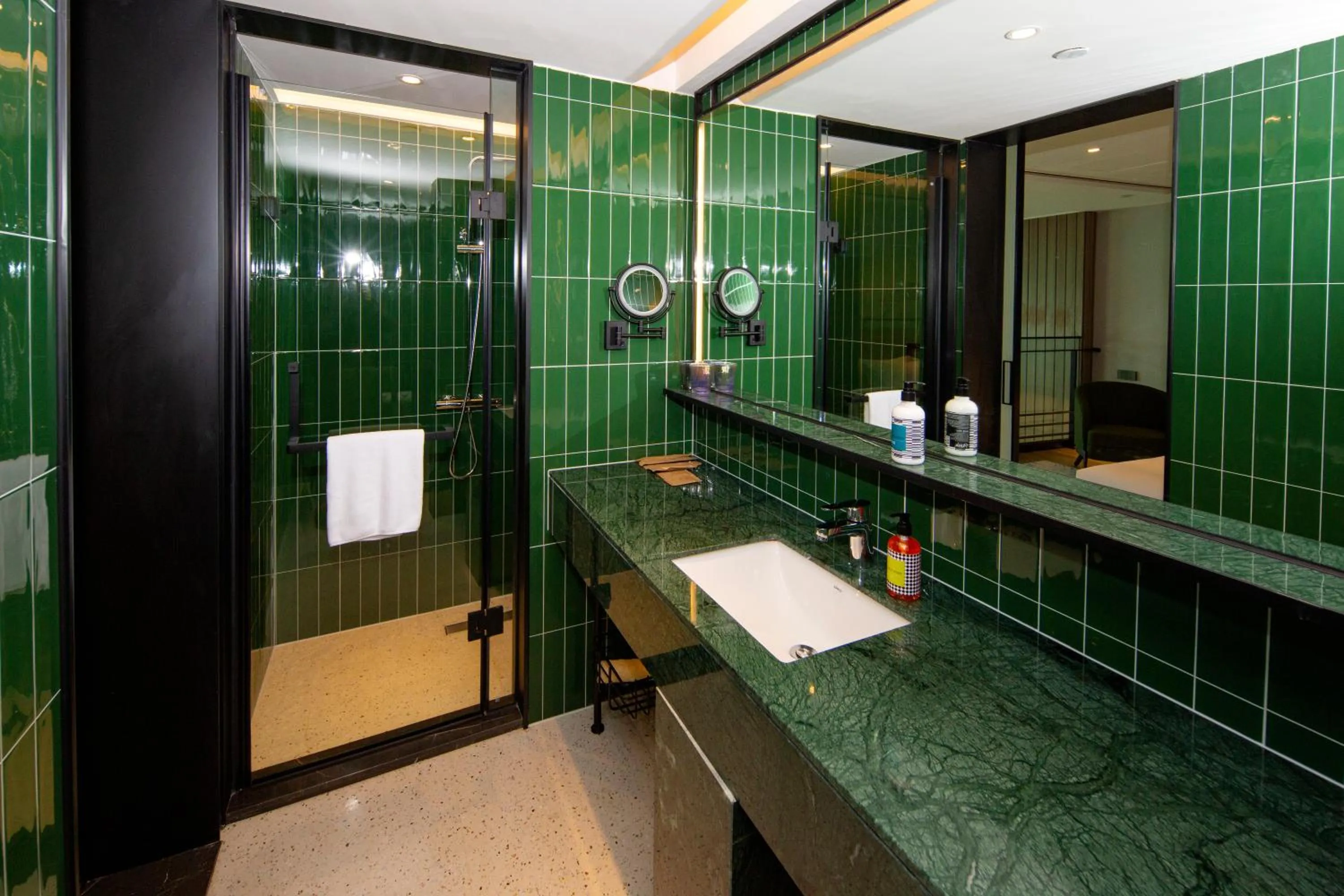 Shower in Citadines Connect East Chengdu