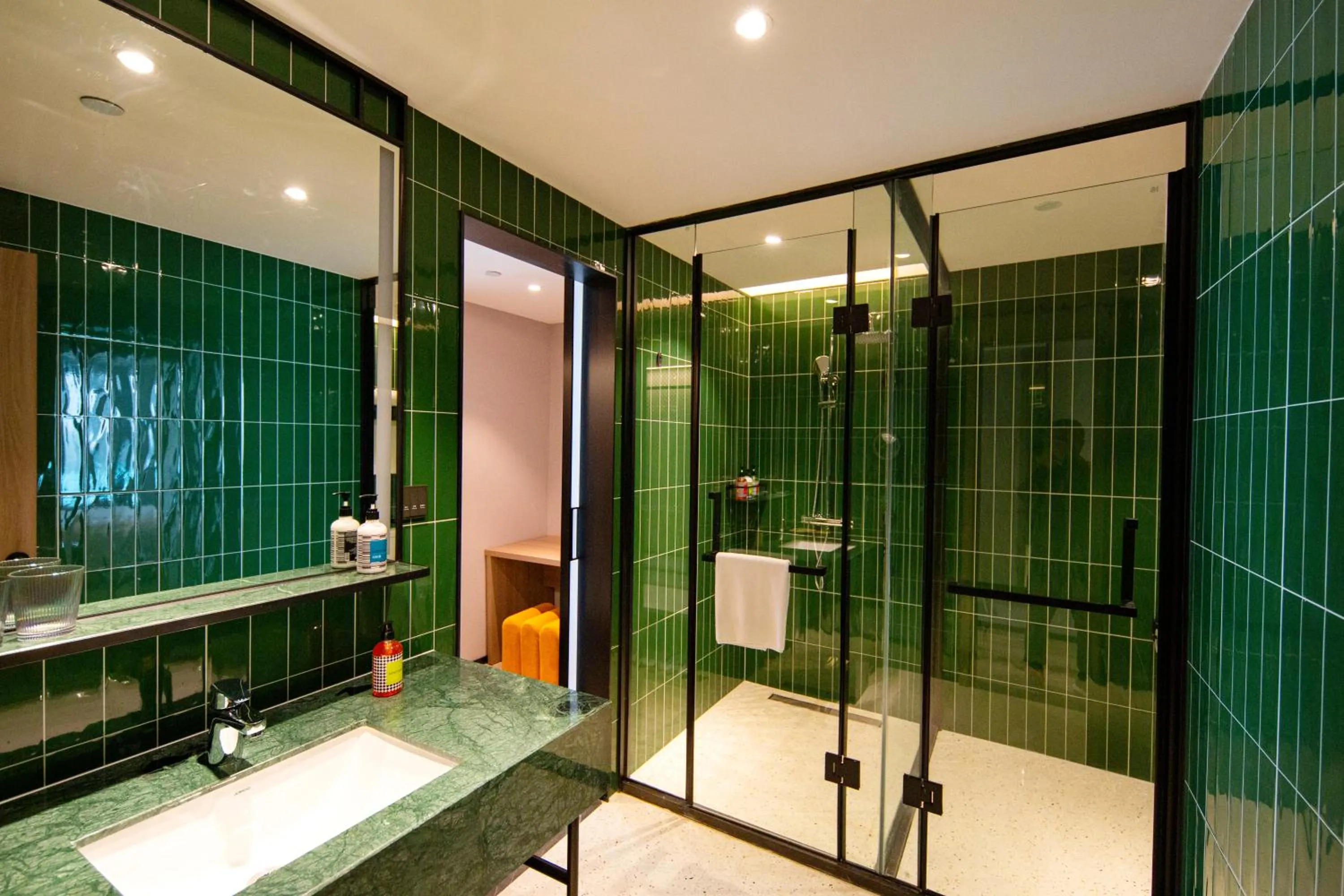 Toilet in Citadines Connect East Chengdu