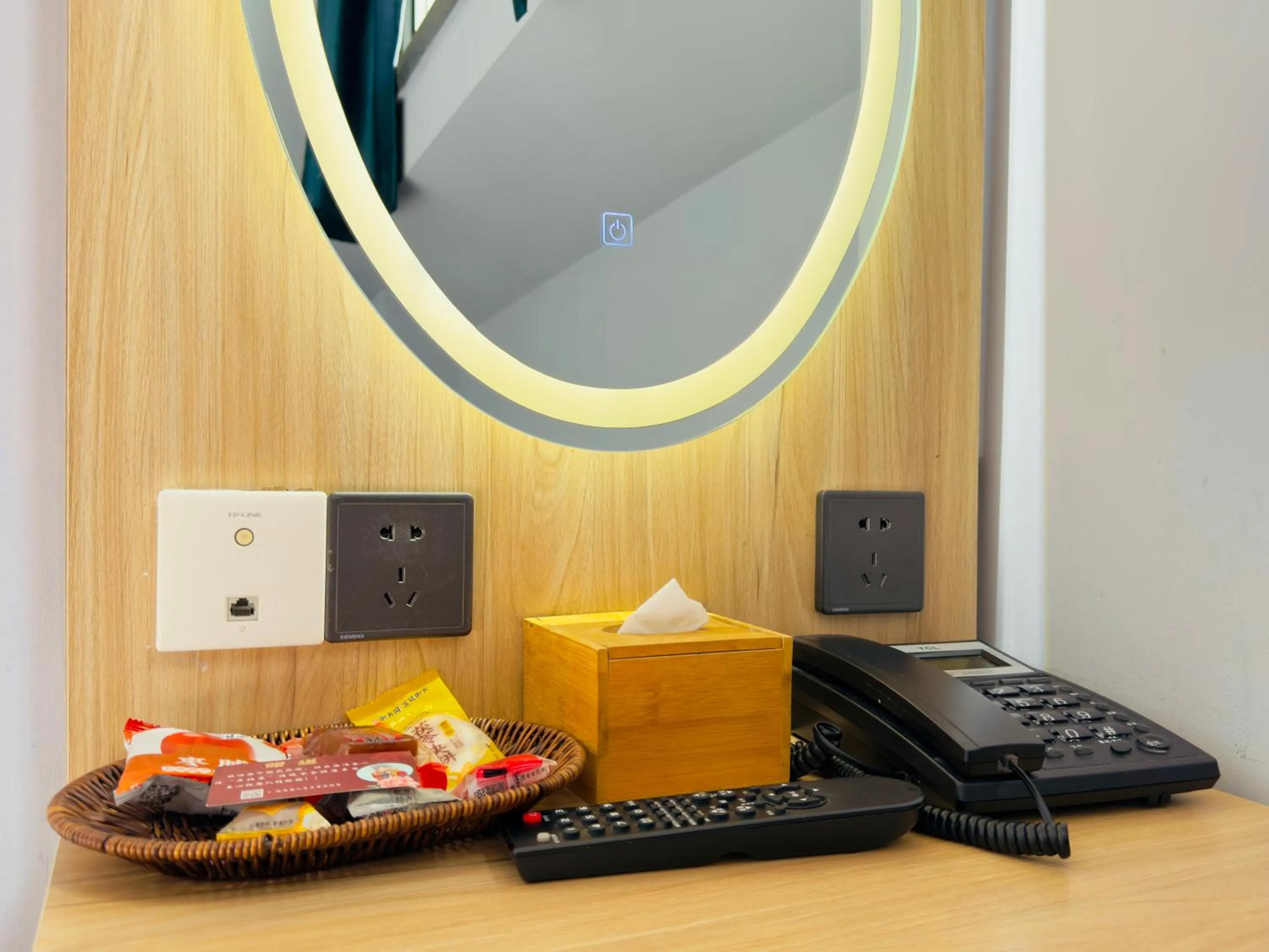 Beijing Dongdan Hotel Near Wangfujing Street,Tian'AnMen Square,The Forbidden City,Free self-service laundry room