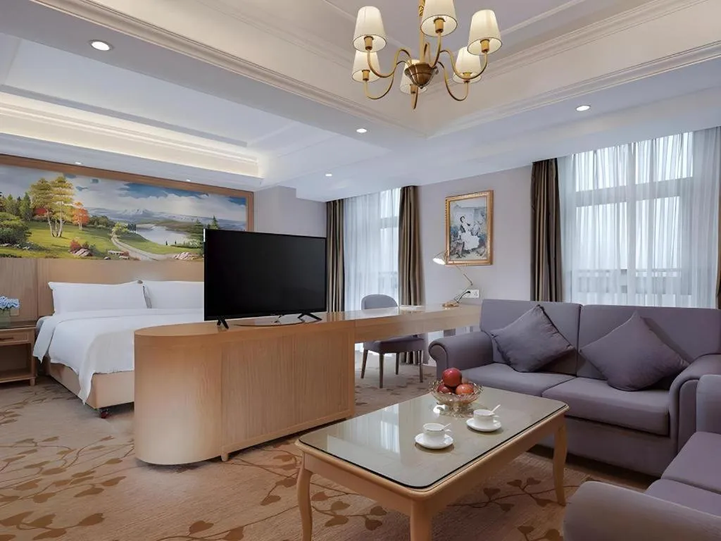 Vienna Hotel Chongqing Yongchuan High-Speed Railway Station Xinglong Lake