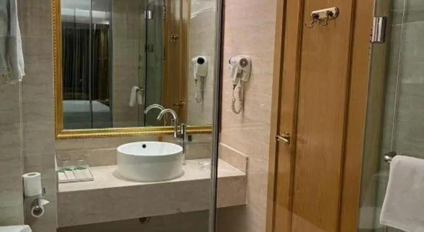 Vienna Hotel Chongqing Yongchuan High-Speed Railway Station Xinglong Lake