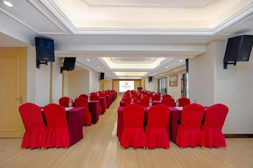 Vienna Hotel Chongqing Yongchuan High-Speed Railway Station Xinglong Lake