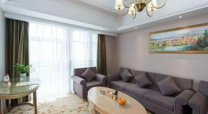 Vienna Hotel Chongqing Yongchuan High-Speed Railway Station Xinglong Lake