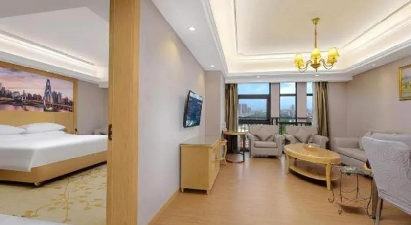 Bed in Vienna Hotel Chongqing Yongchuan High-Speed Railway Station Xinglong Lake