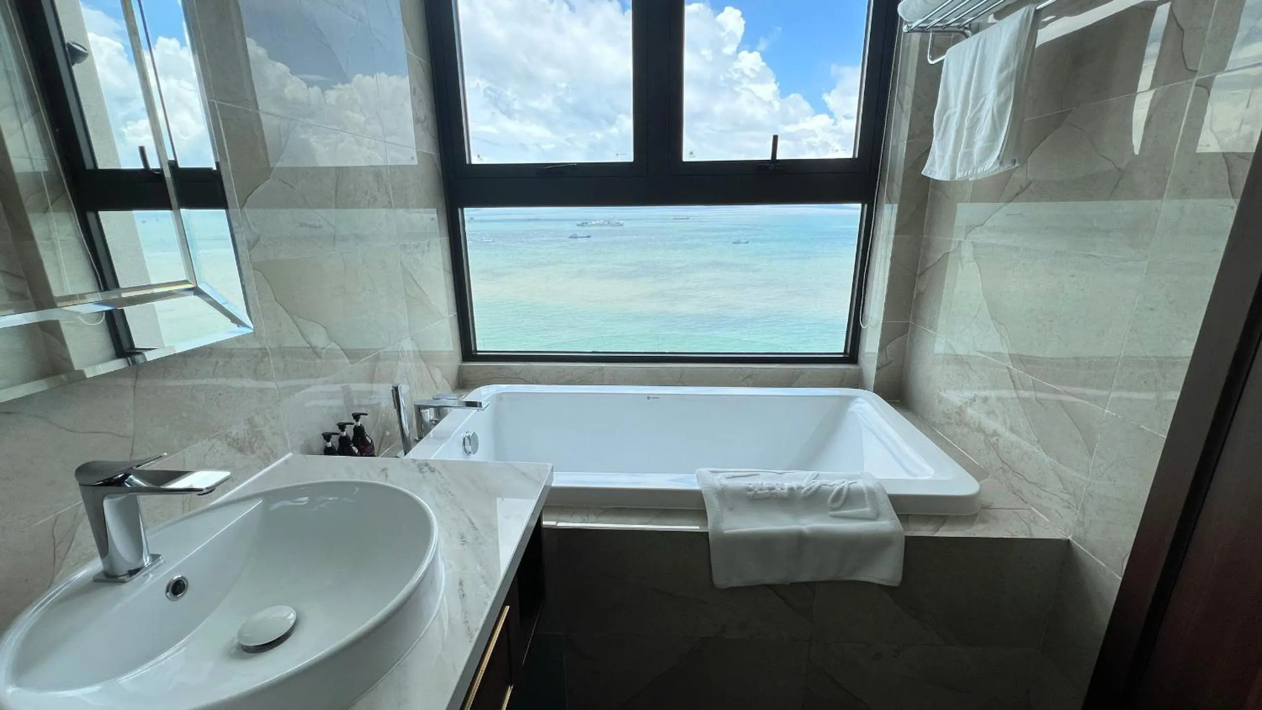 Bathroom in OYSTER BAY HOTEL VUNG TAU