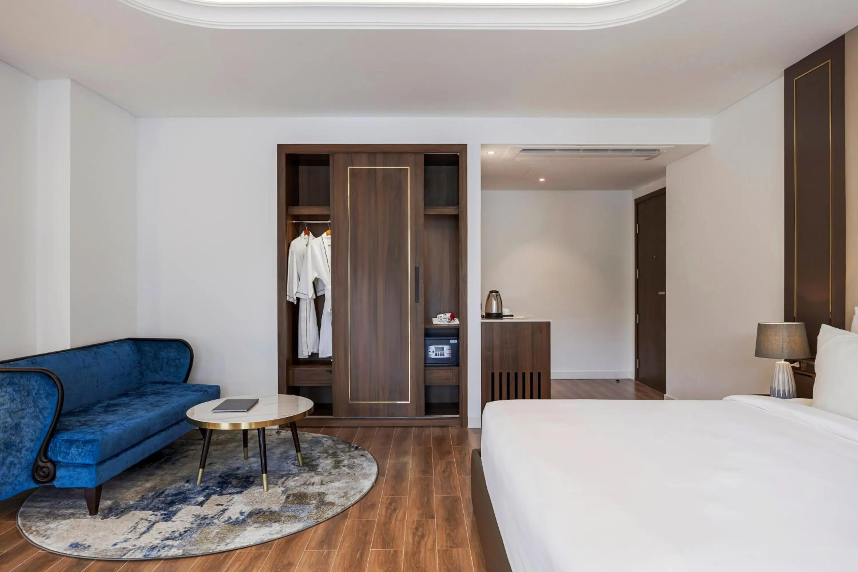 wardrobe, Bed in OYSTER BAY HOTEL VUNG TAU