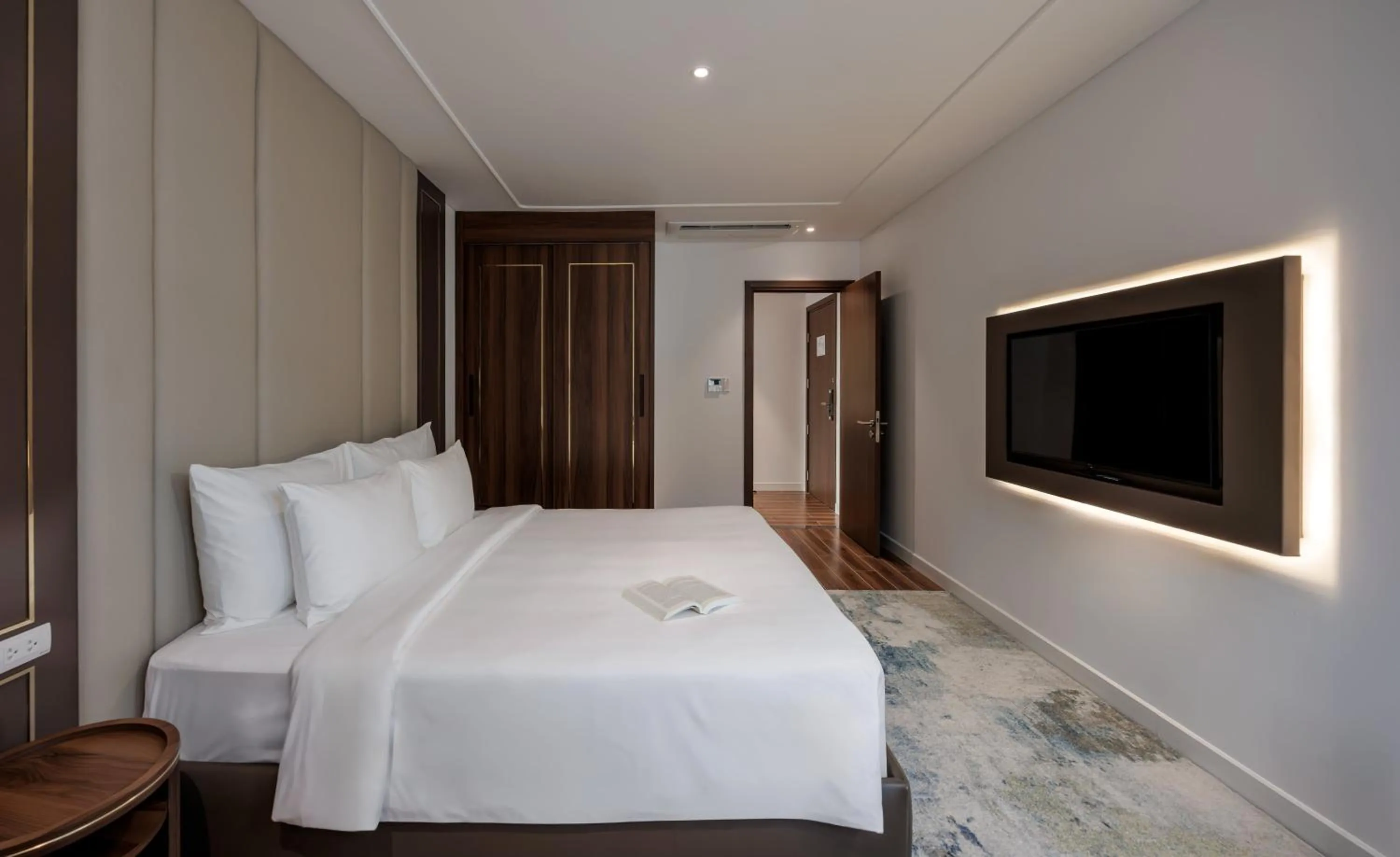 Bedroom, Bed in OYSTER BAY HOTEL VUNG TAU