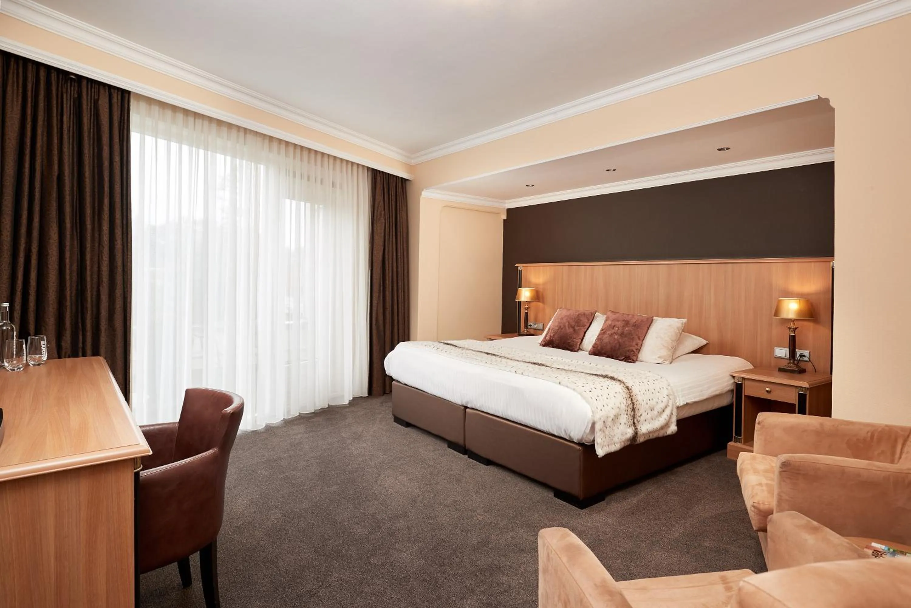 Bed in Van der Valk Hotel Hardegarijp - Leeuwarden