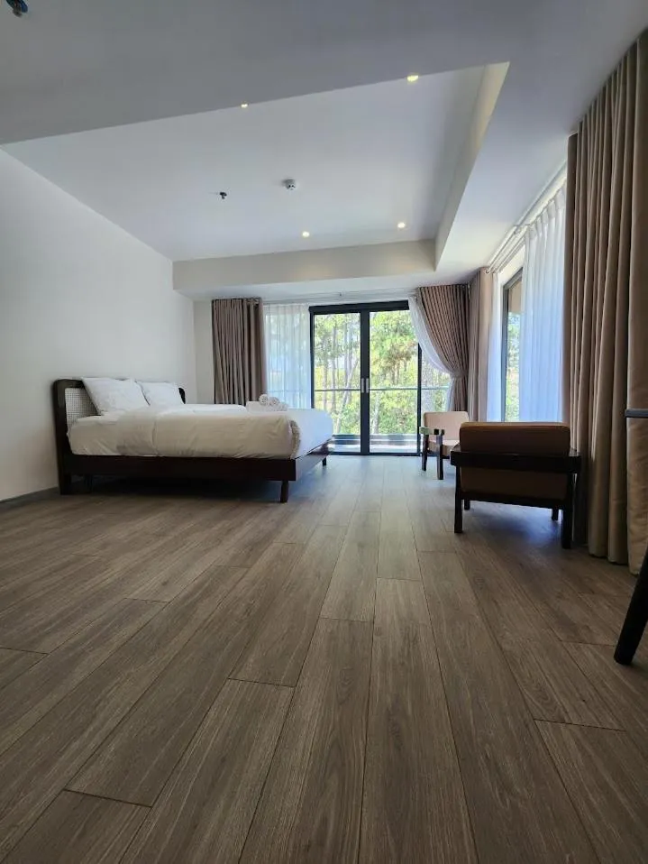 Photo of the whole room, Bed in LHASA HOTEL - Central hotel in Dalat