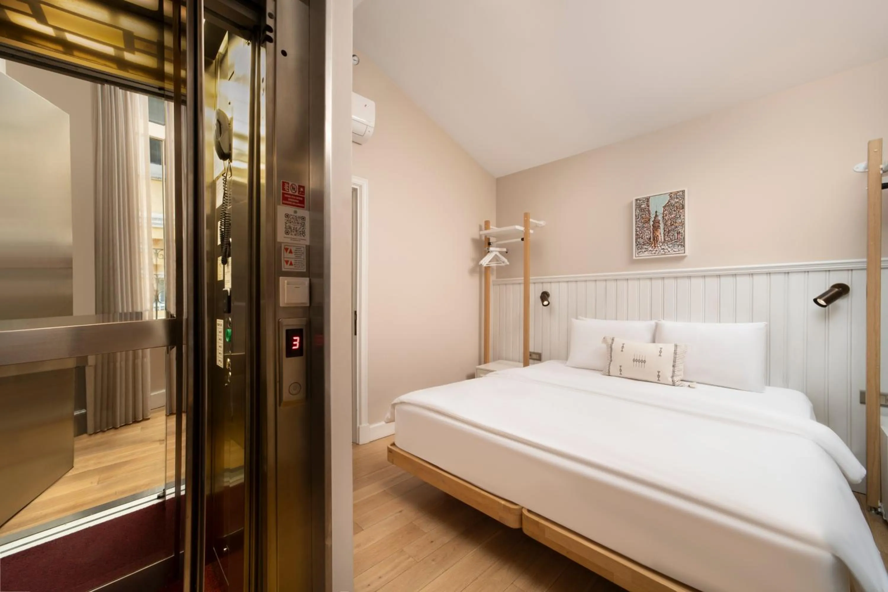 Bed in Hammamhane Hotel