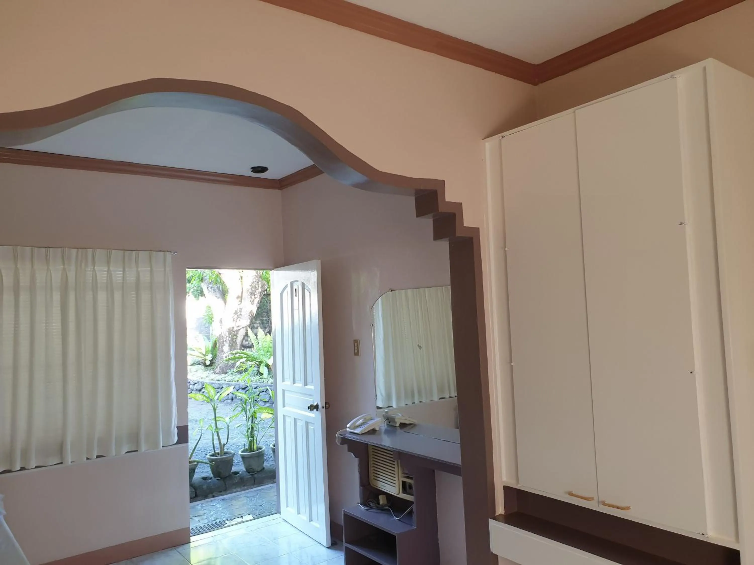 Bedroom in Mayon View Garden Apartelle Sa Bukid