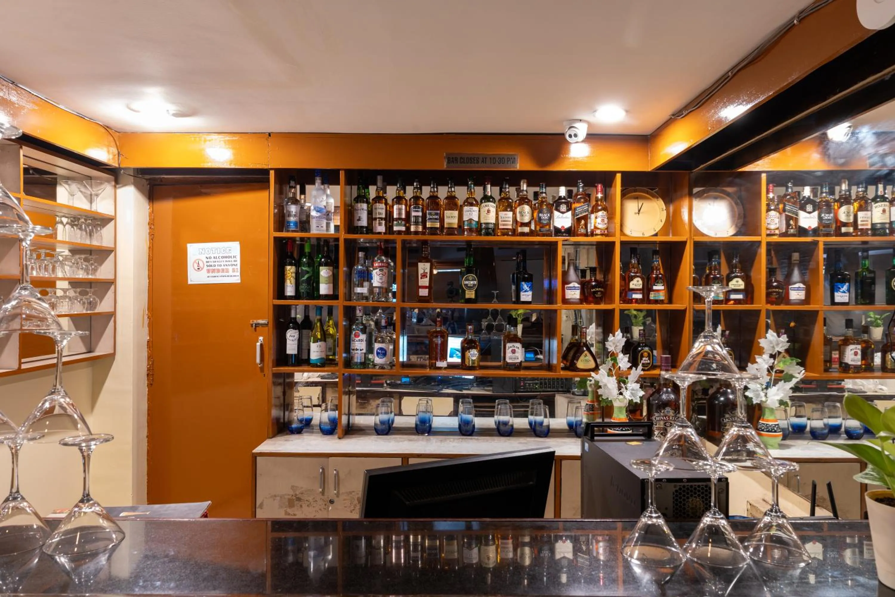 Nightclub / DJ in Pincode Hotels by Yatri Nivas