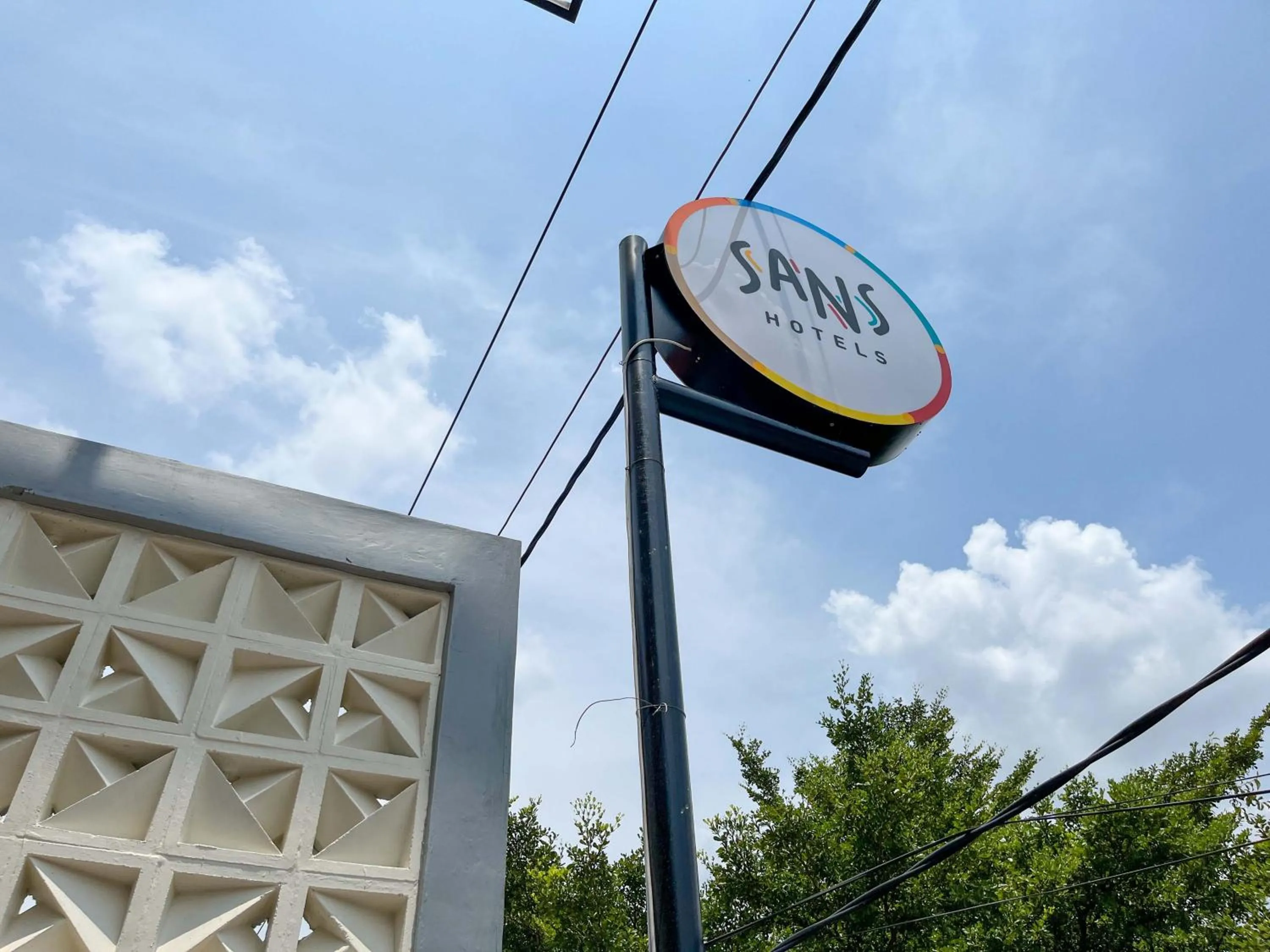 Property logo or sign in SANS Hotel Premiere Majapahit Semarang